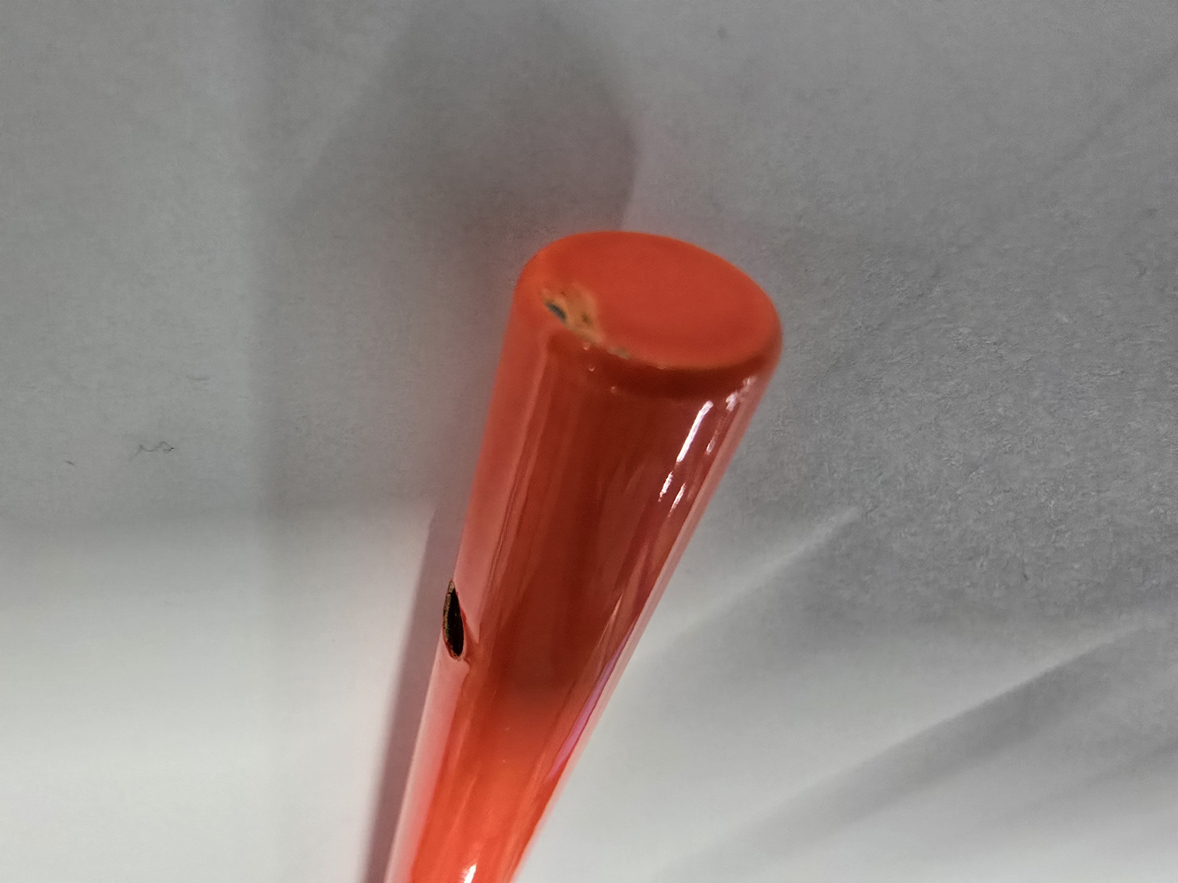 Hanger Arch Wandhaken Stahl Neonrot