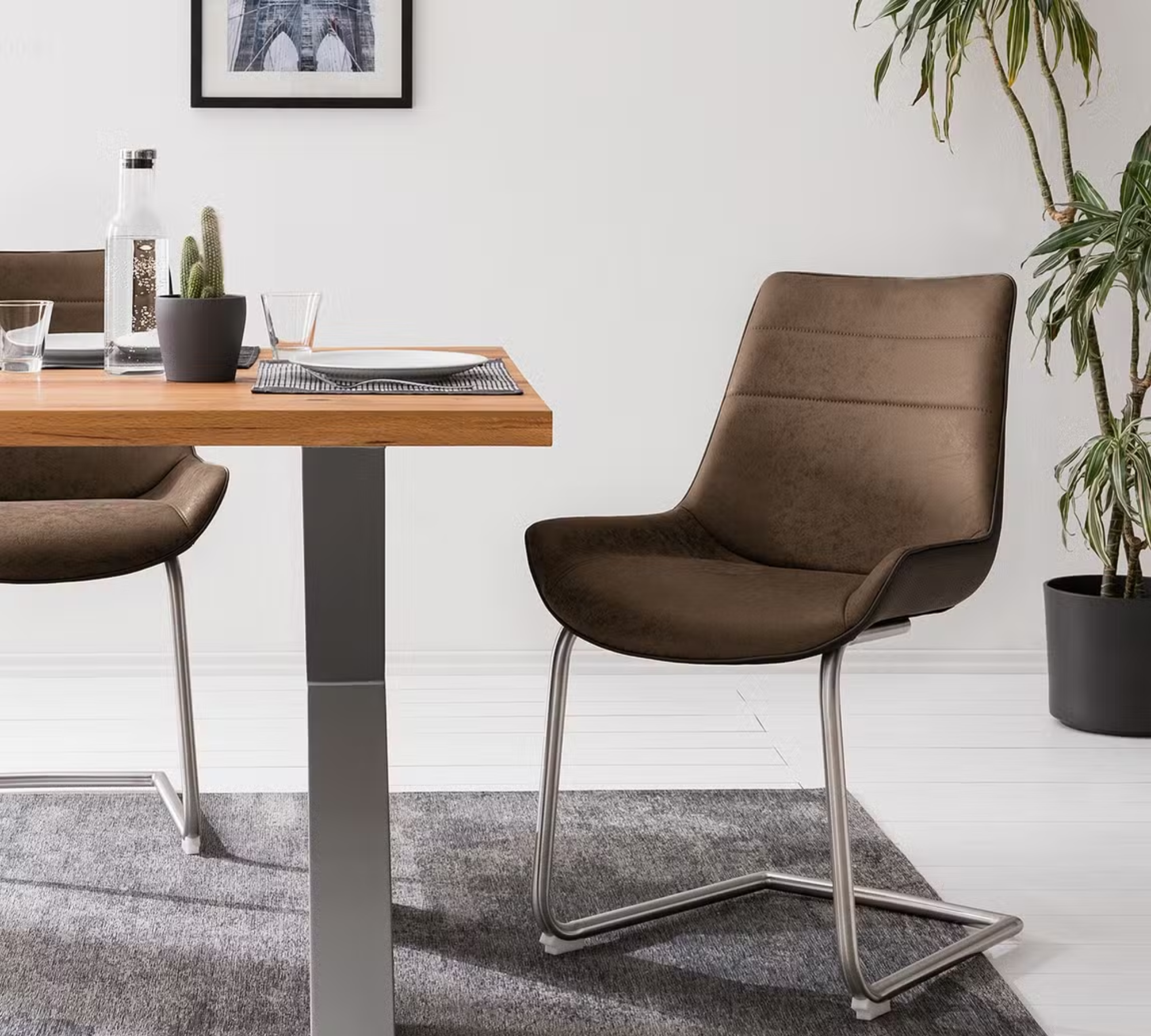 2x Saval Freischwinger Microfaser Cappuccino