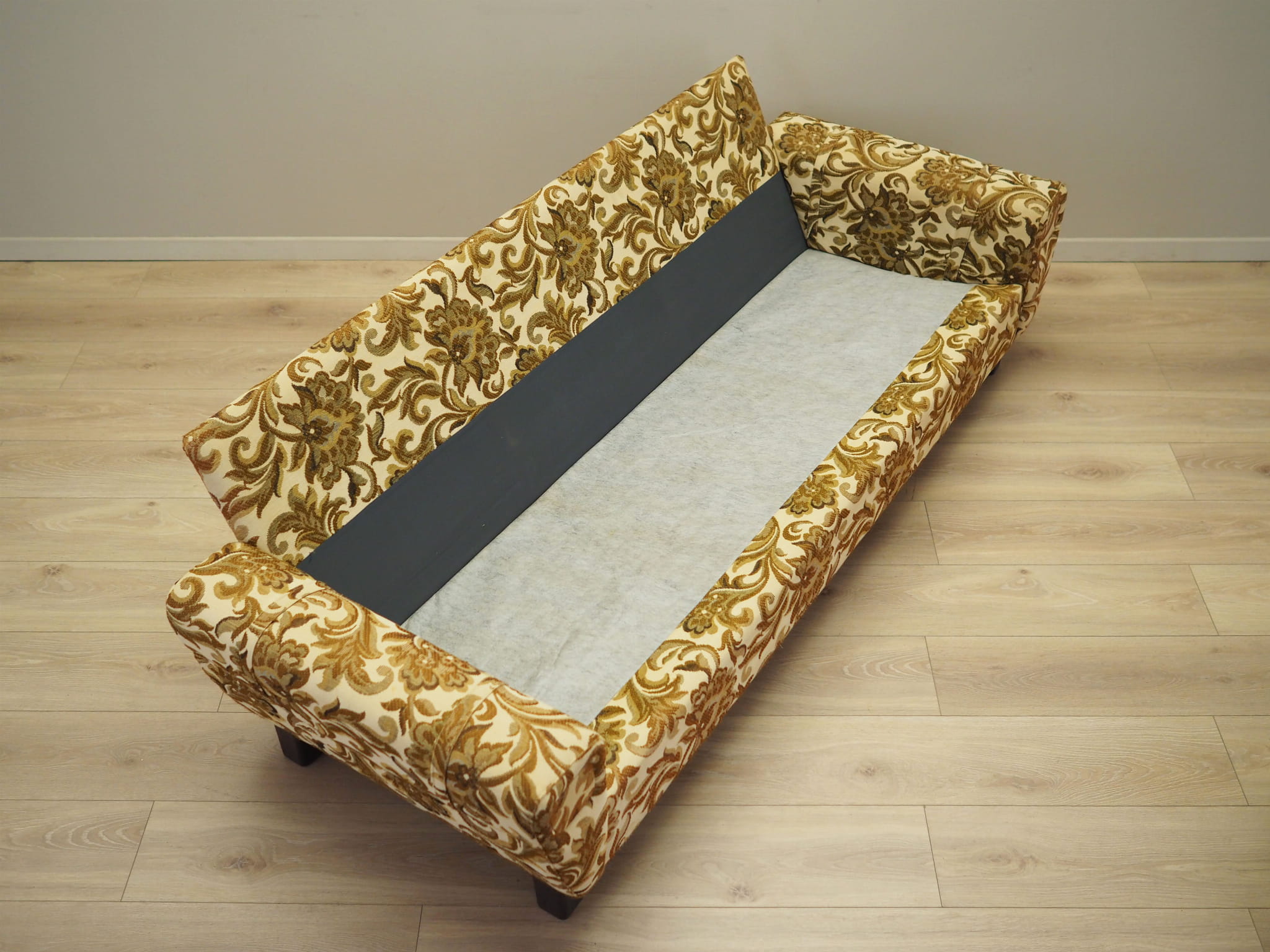 3-seater sofa yellow 1960s