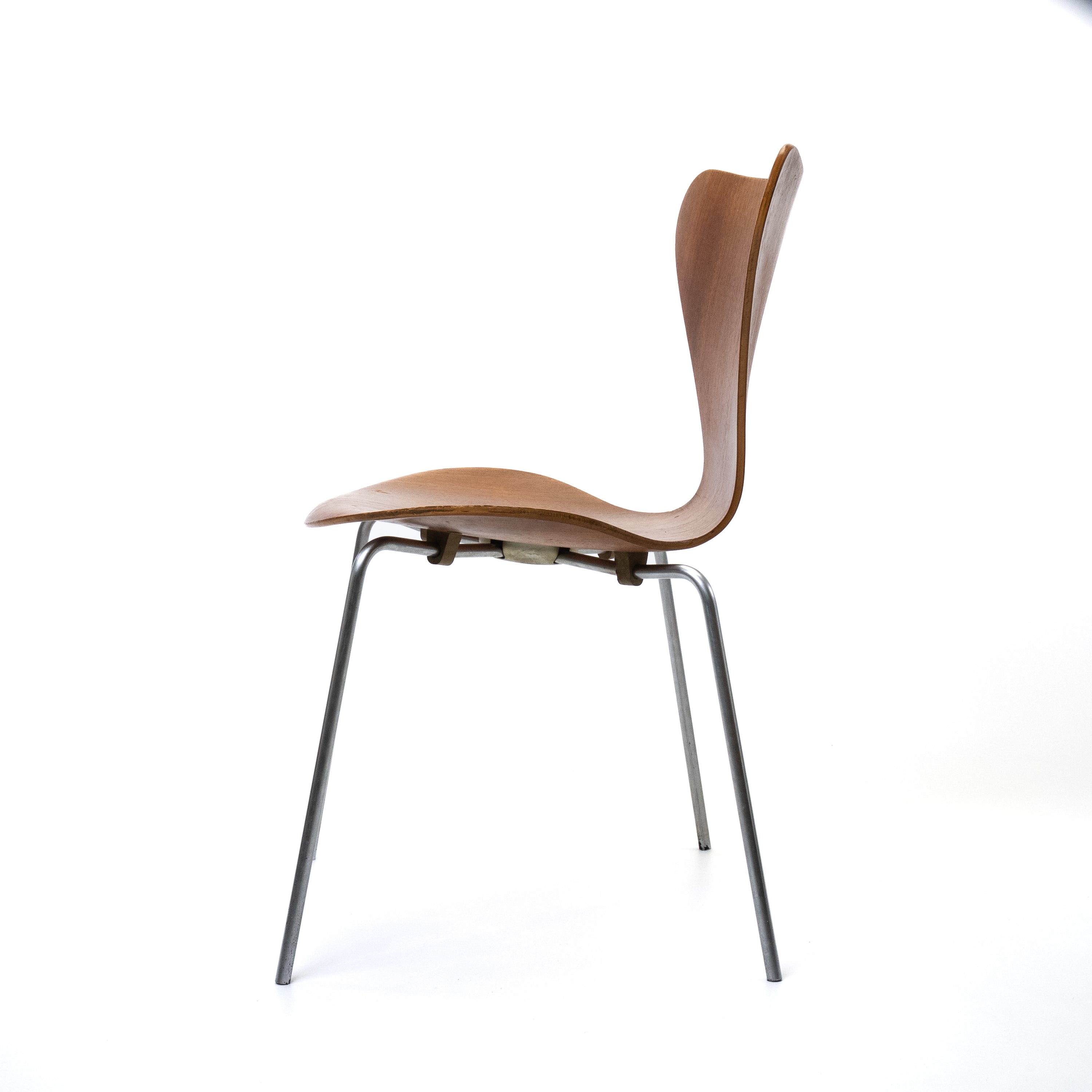 Serie 7 Esszimmerstühle Chrom Eiche Dunkel
