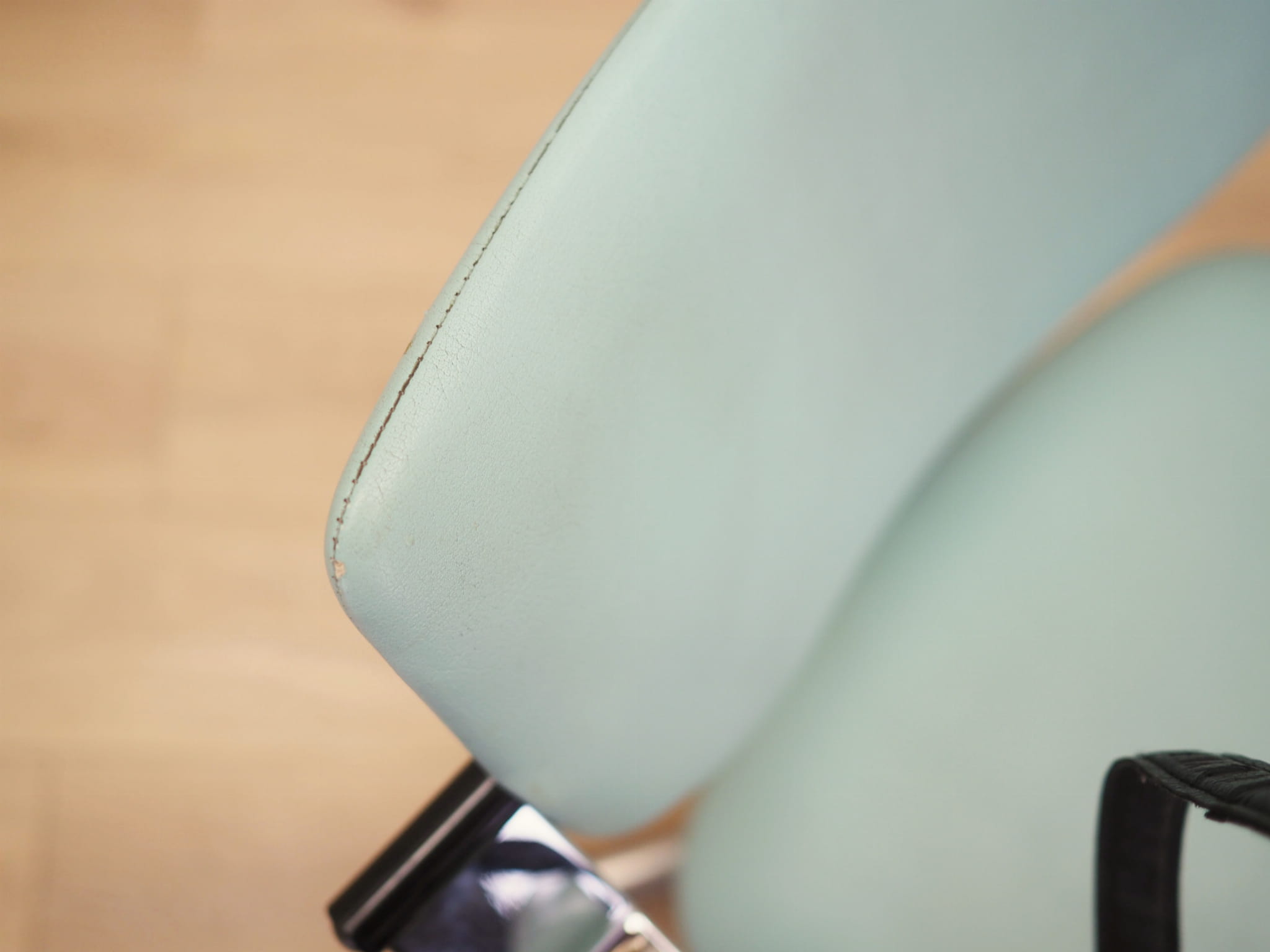 Barber chair Leather Blue 1980s