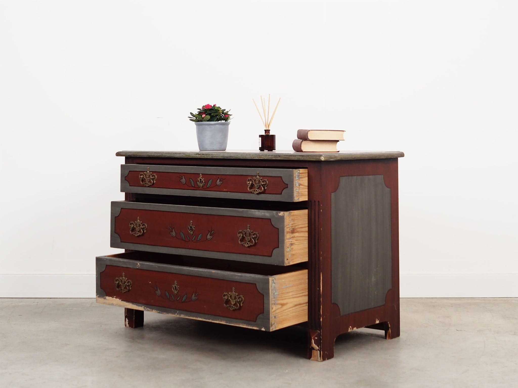 Vintage chest of drawers Pine wood Brown 1950s