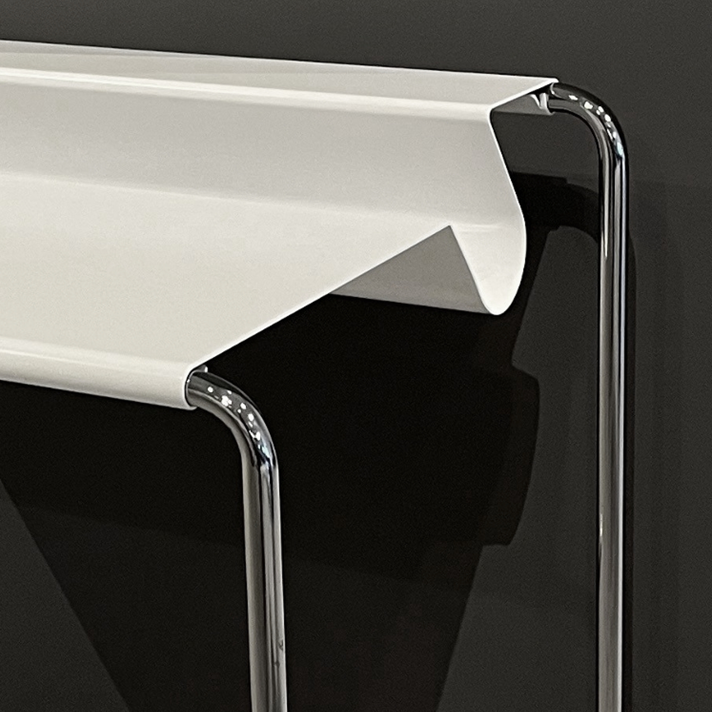 PS 07 Sekretär Stahl Signalweiß