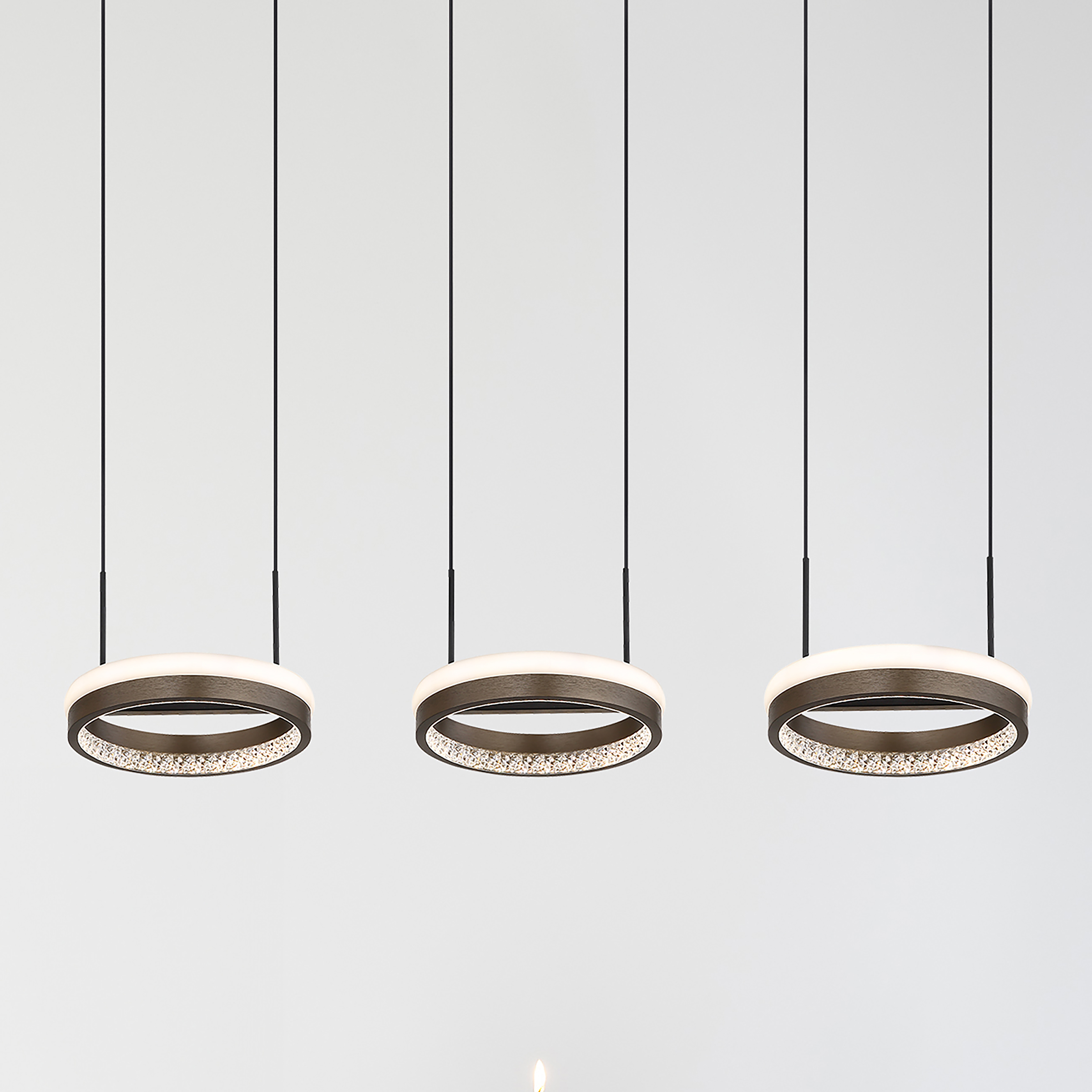 Della Typ C LED-Pendelleuchte 1-flammig Acrylglas Eisen 