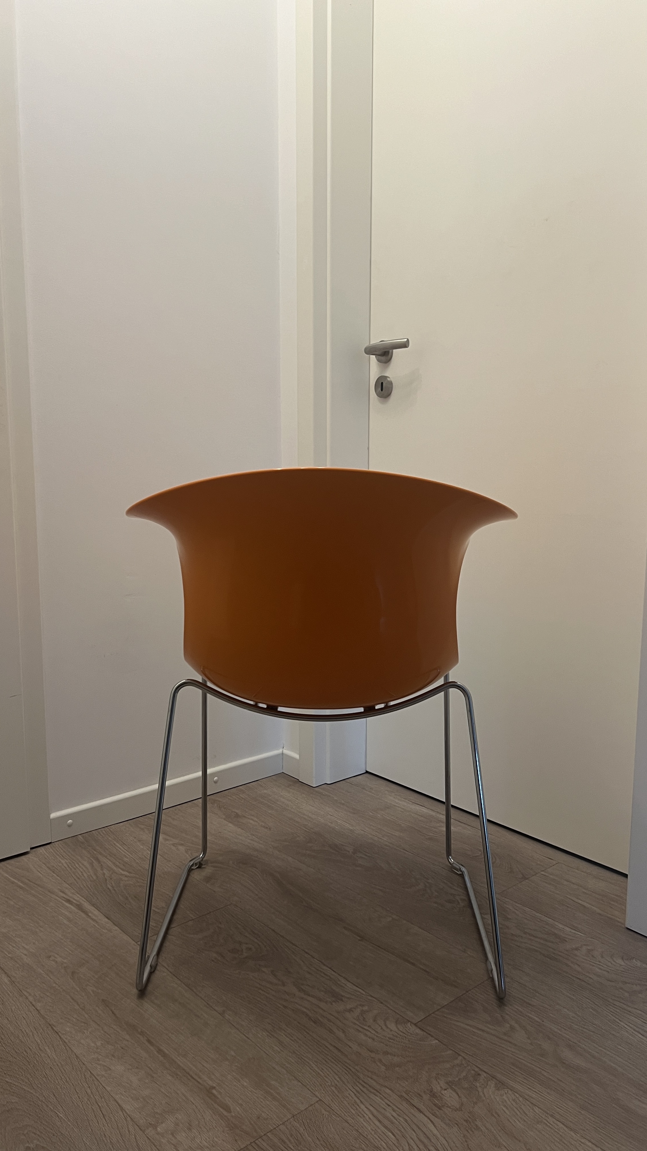 Loop Stuhl Kunststoff Stahl Orange