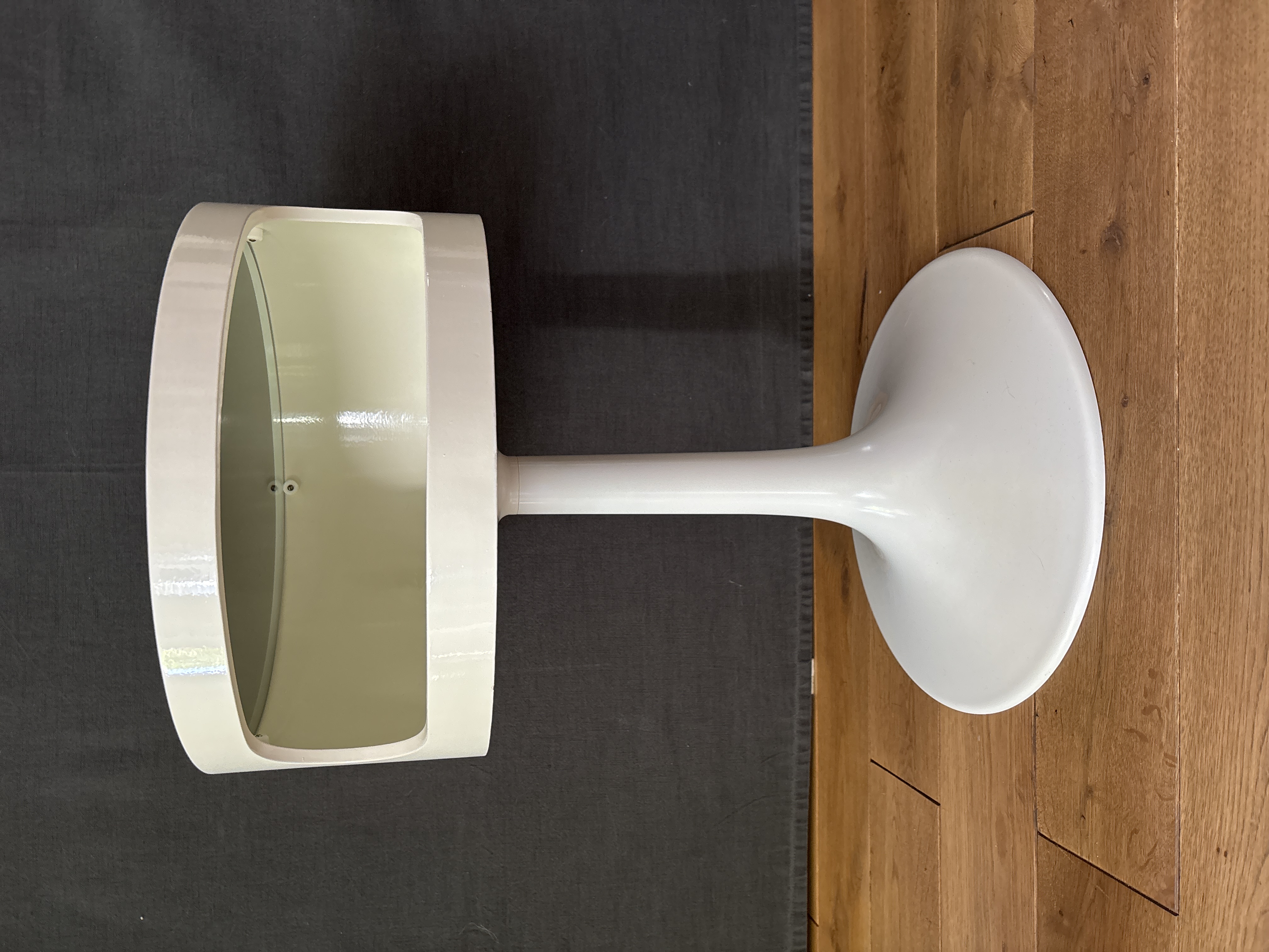 Space Age Luna Beistelltisch 33cm