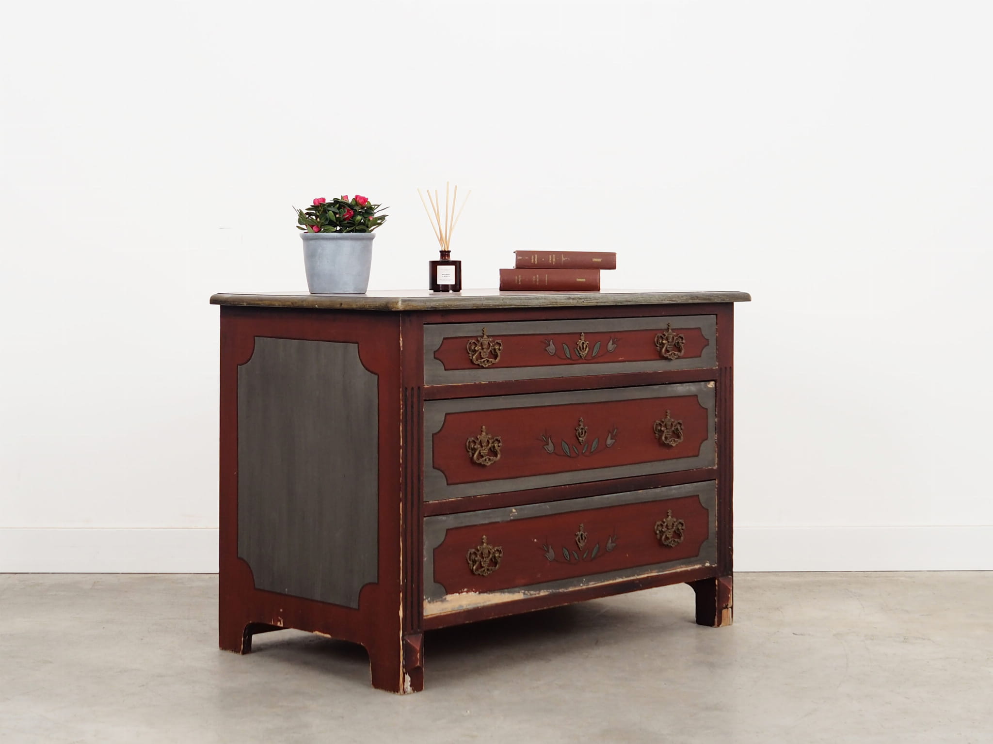 Vintage chest of drawers Pine wood Brown 1950s