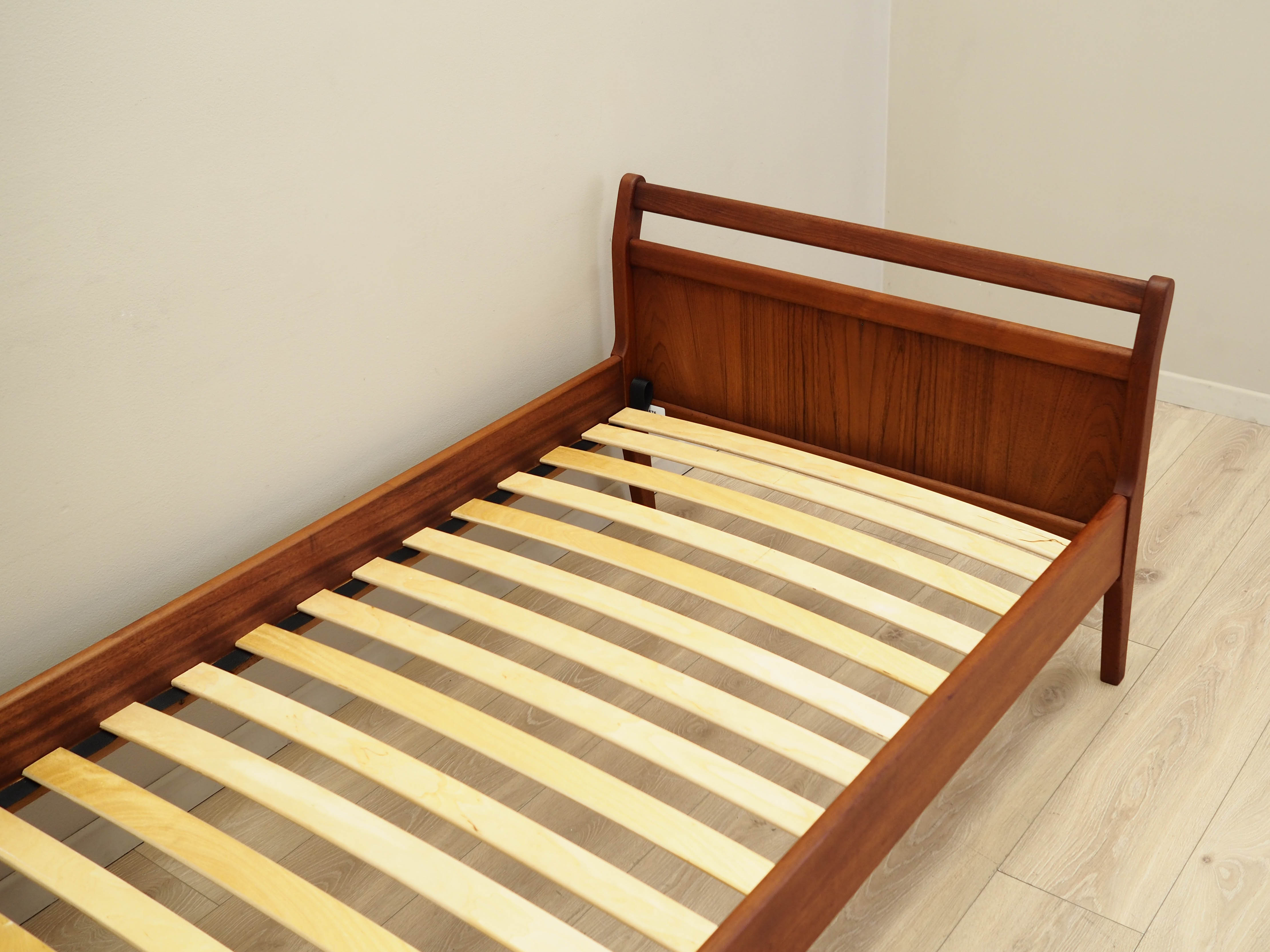 Bett Teakholz Braun 1970er Jahre