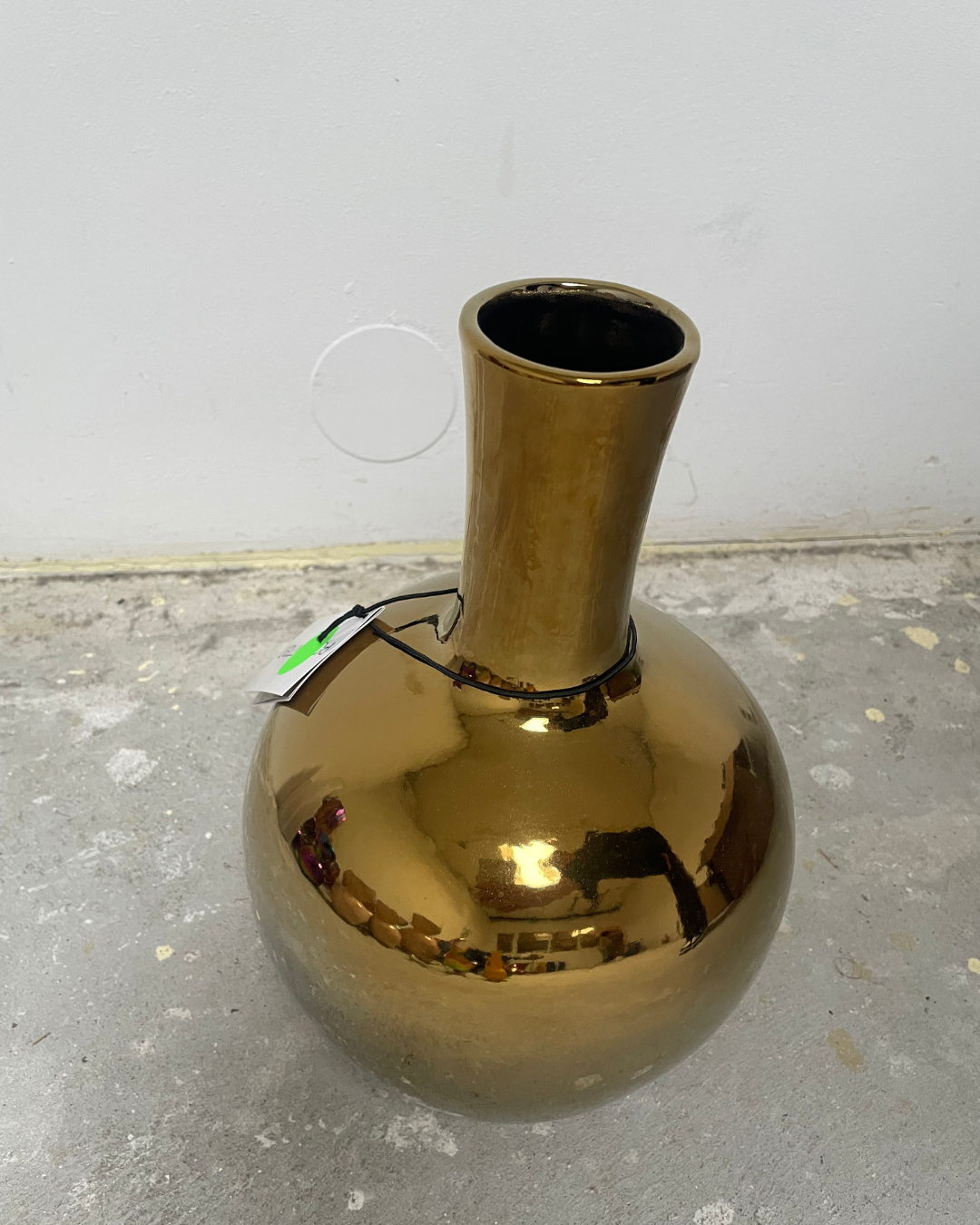 Ball Vase Gold
