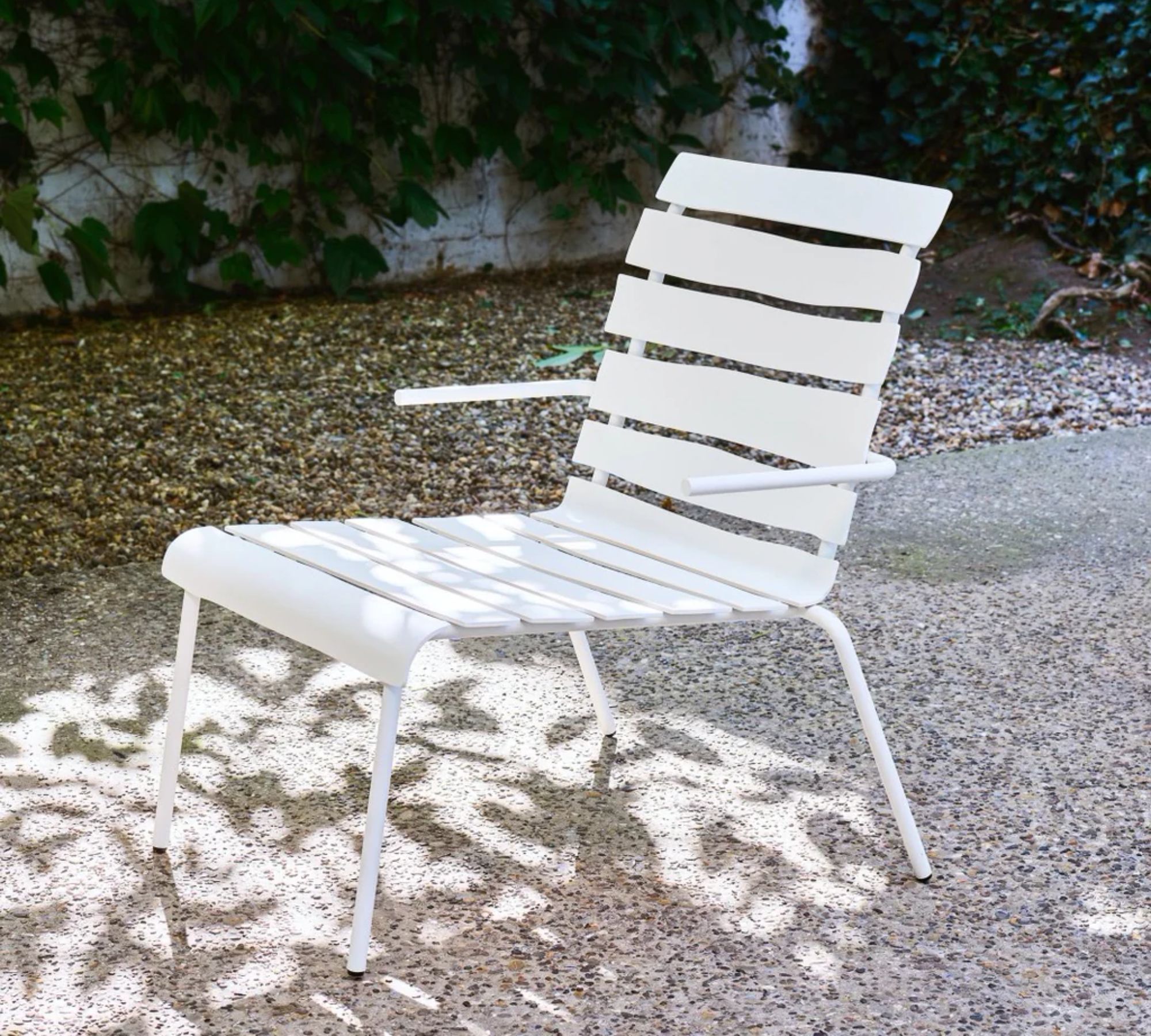 Aligned Armchair Maarten Baas White