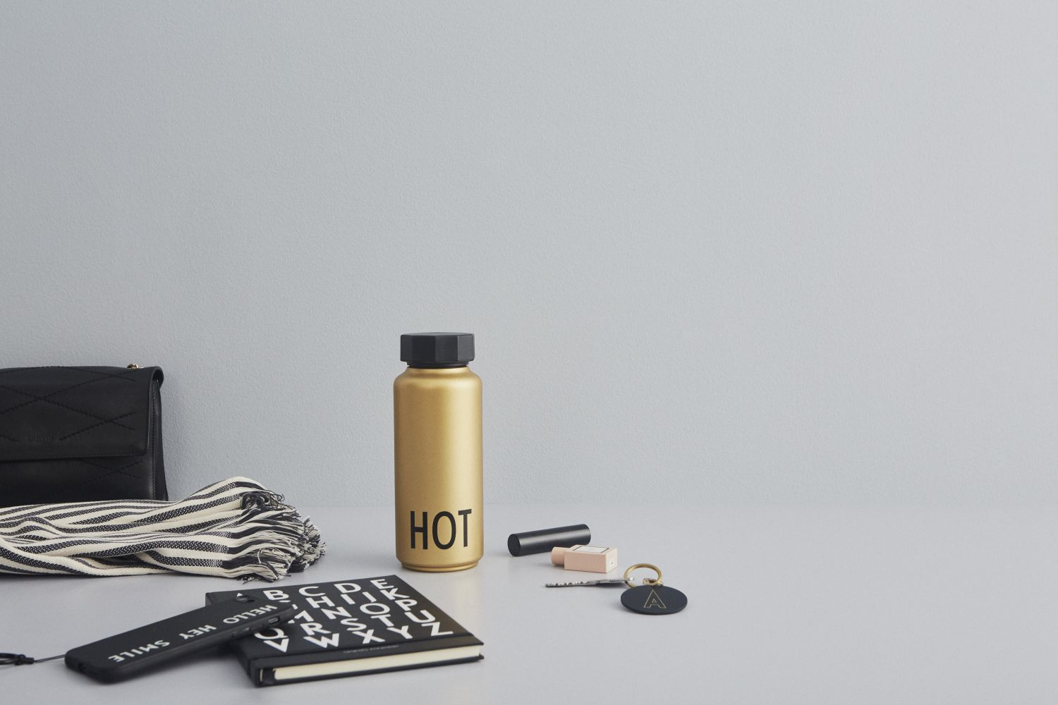 HOT Thermosflasche Gold 500 ml