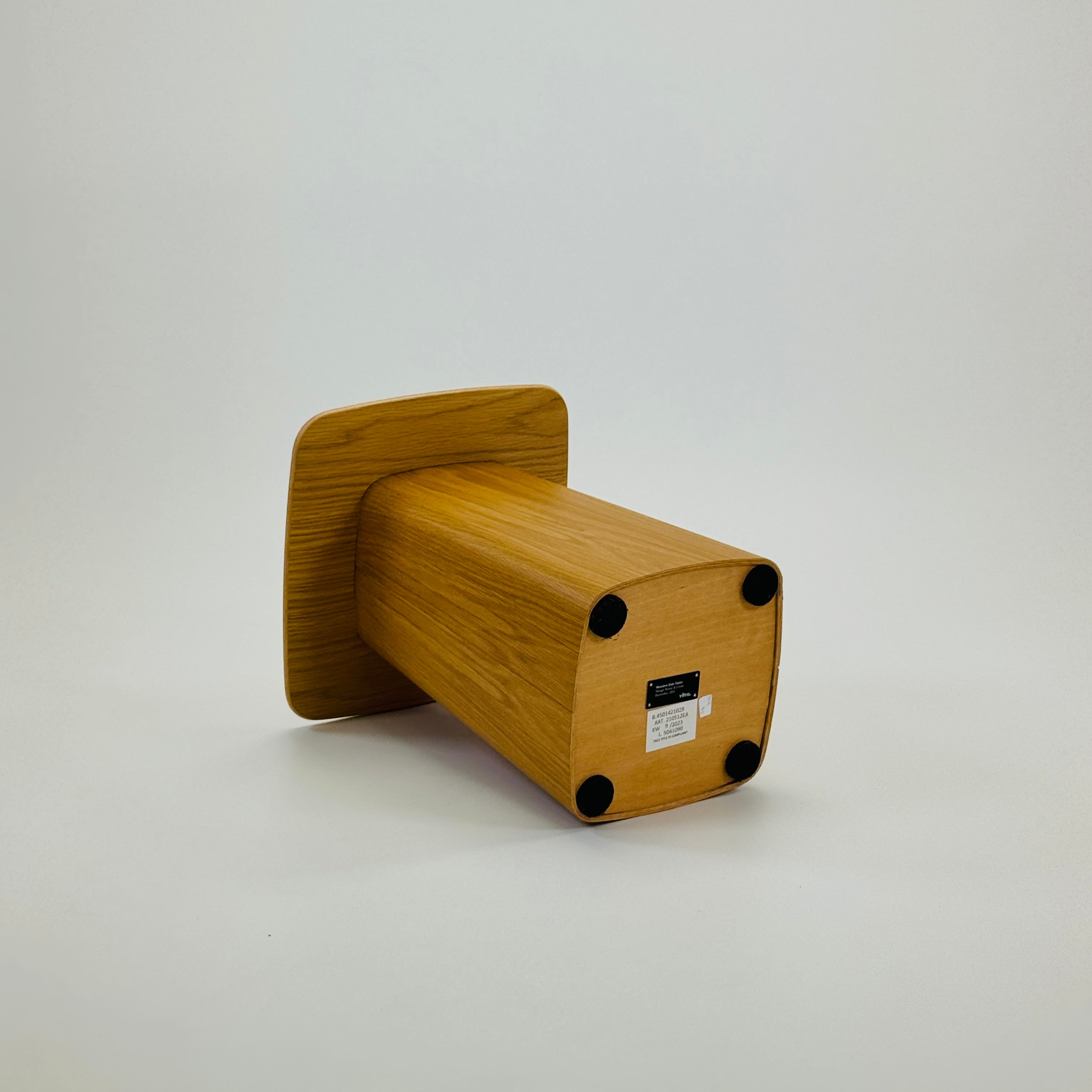 Vitra Beistelltisch Holz Braun