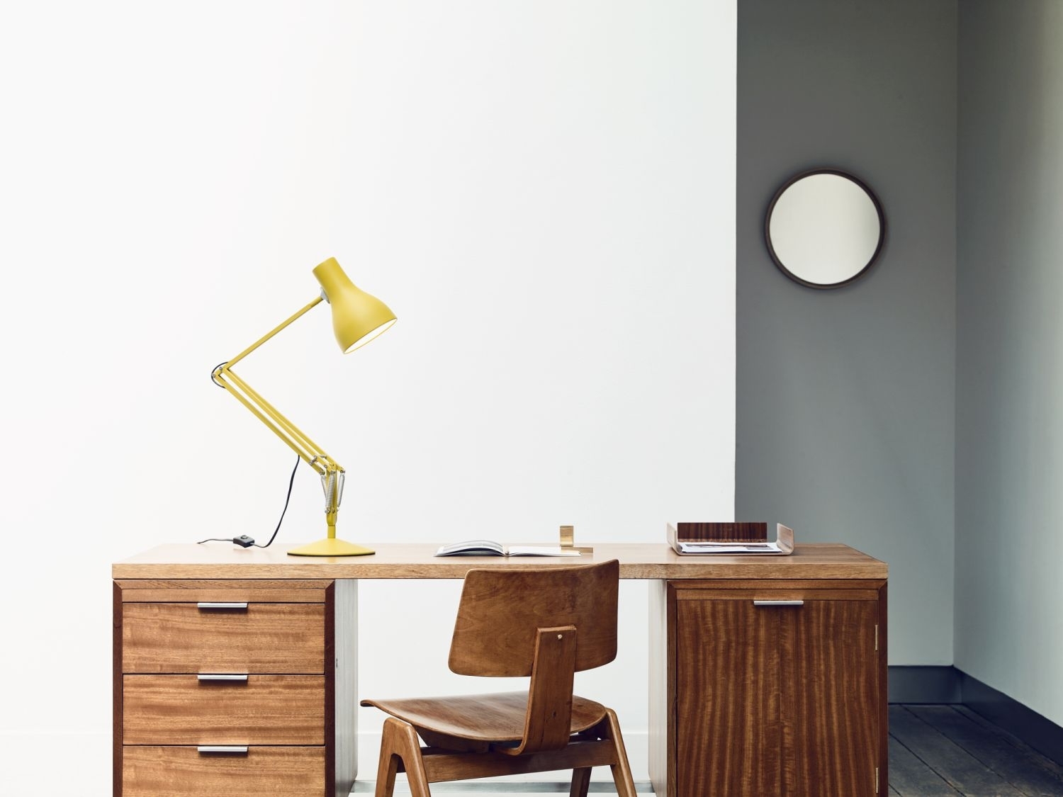 Type 75™ Anglepoise Margaret Howell Schreibtischleuchte Gelb