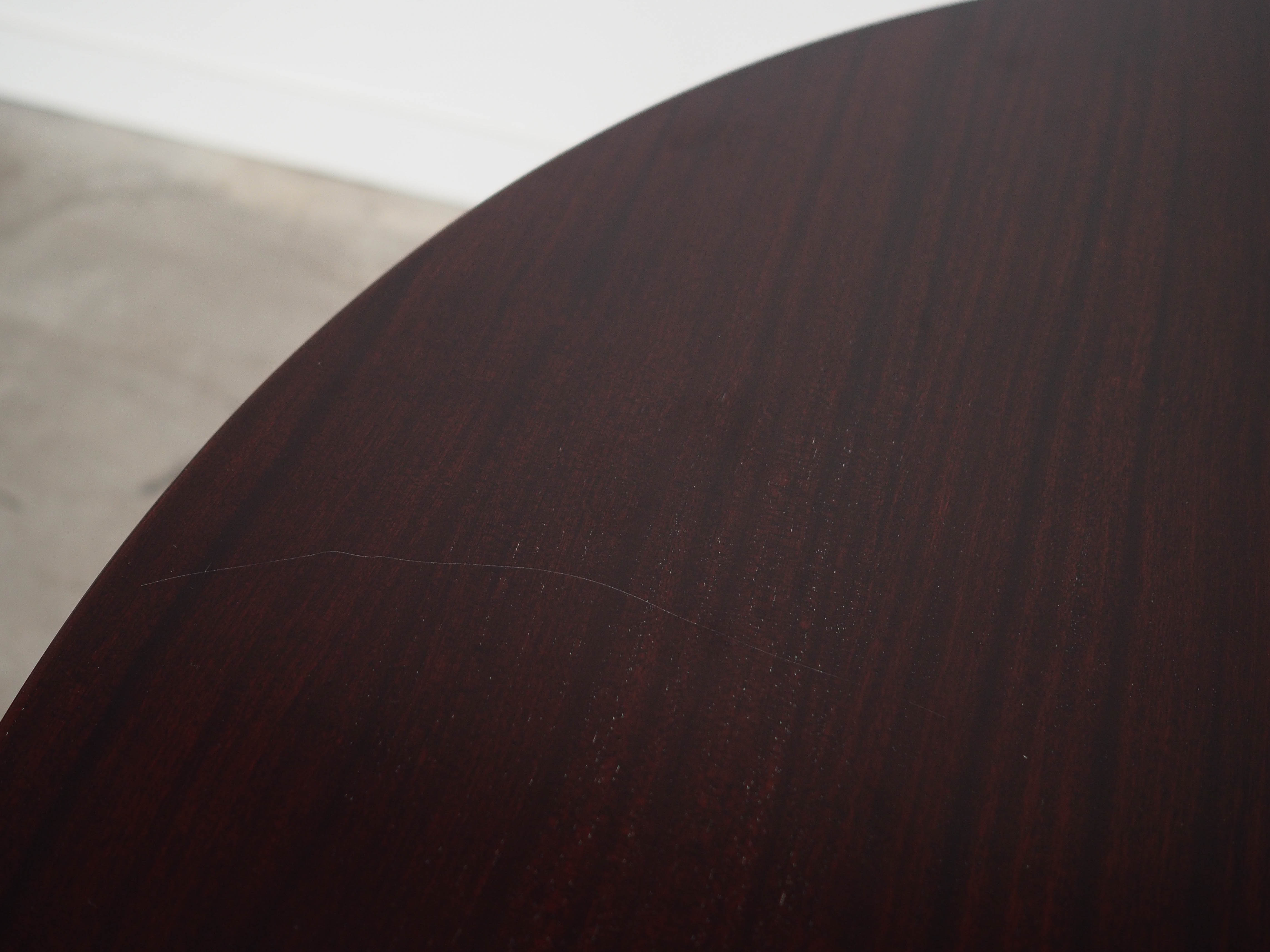 Mahogany table Dark brown 1970s Ø115cm