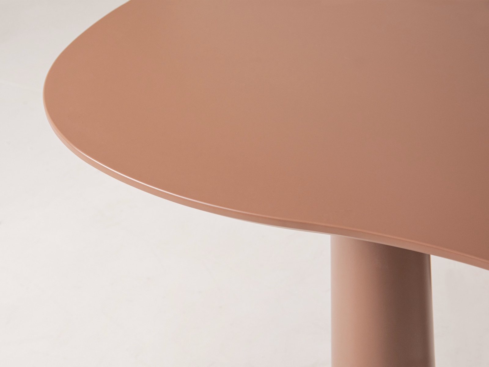 Pablo Dining Table 8-Seater Brown Amber