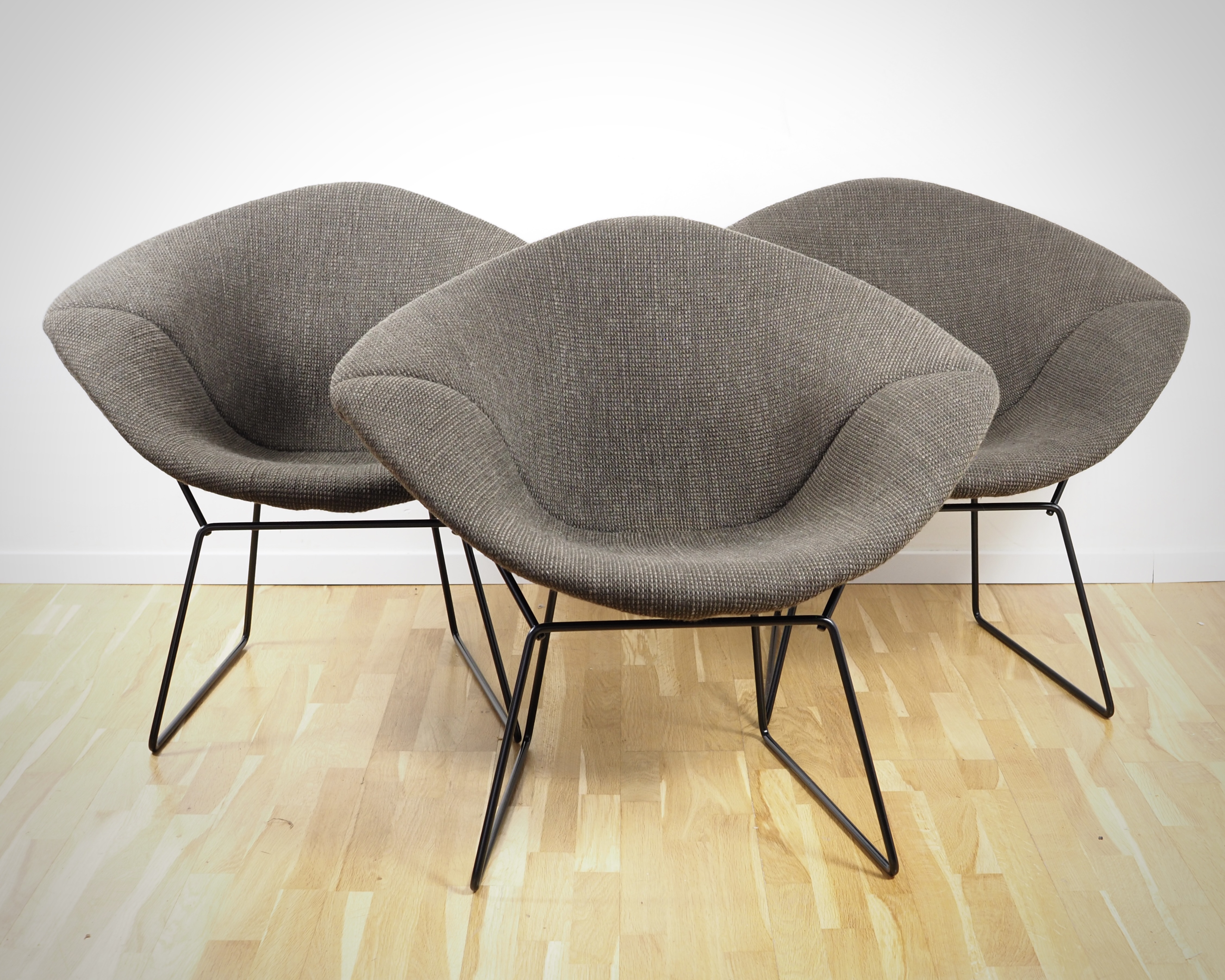 Bertoia Diamond Chair Vollpolster Schwarz