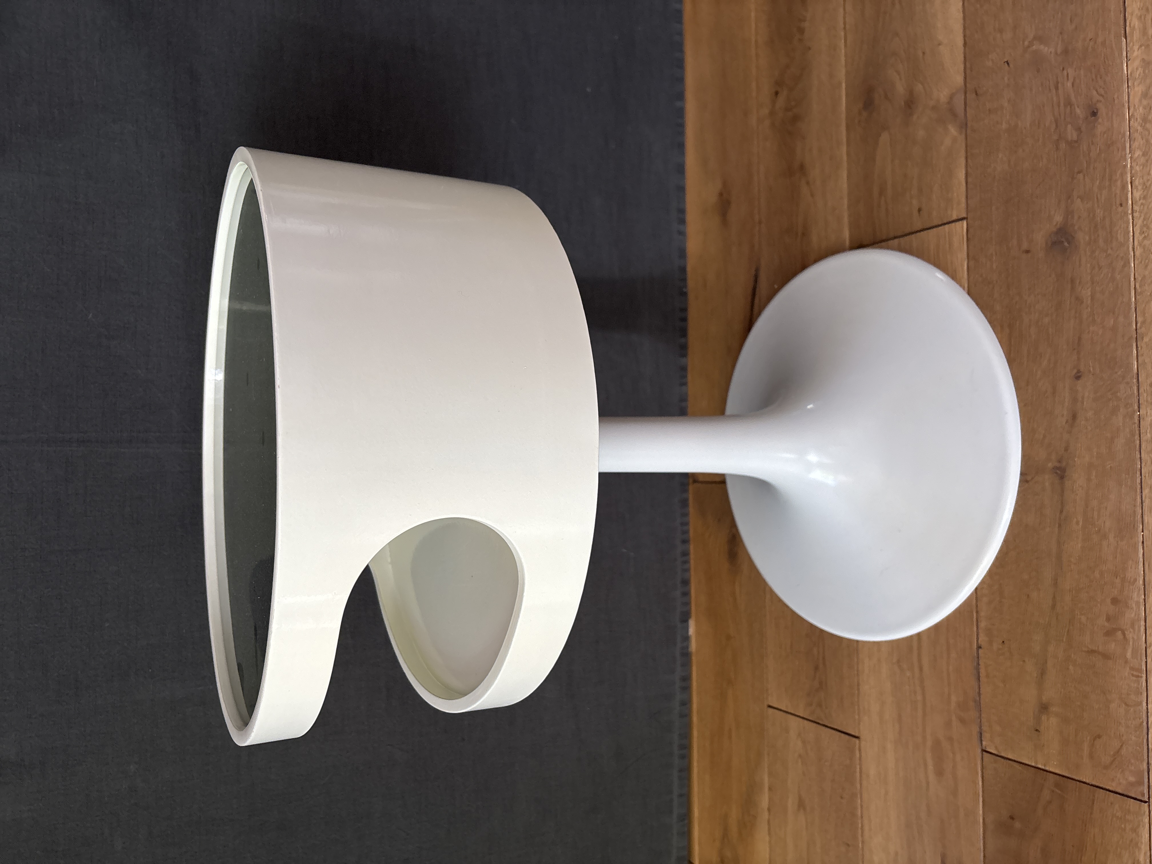 Space Age Luna Beistelltisch 33cm