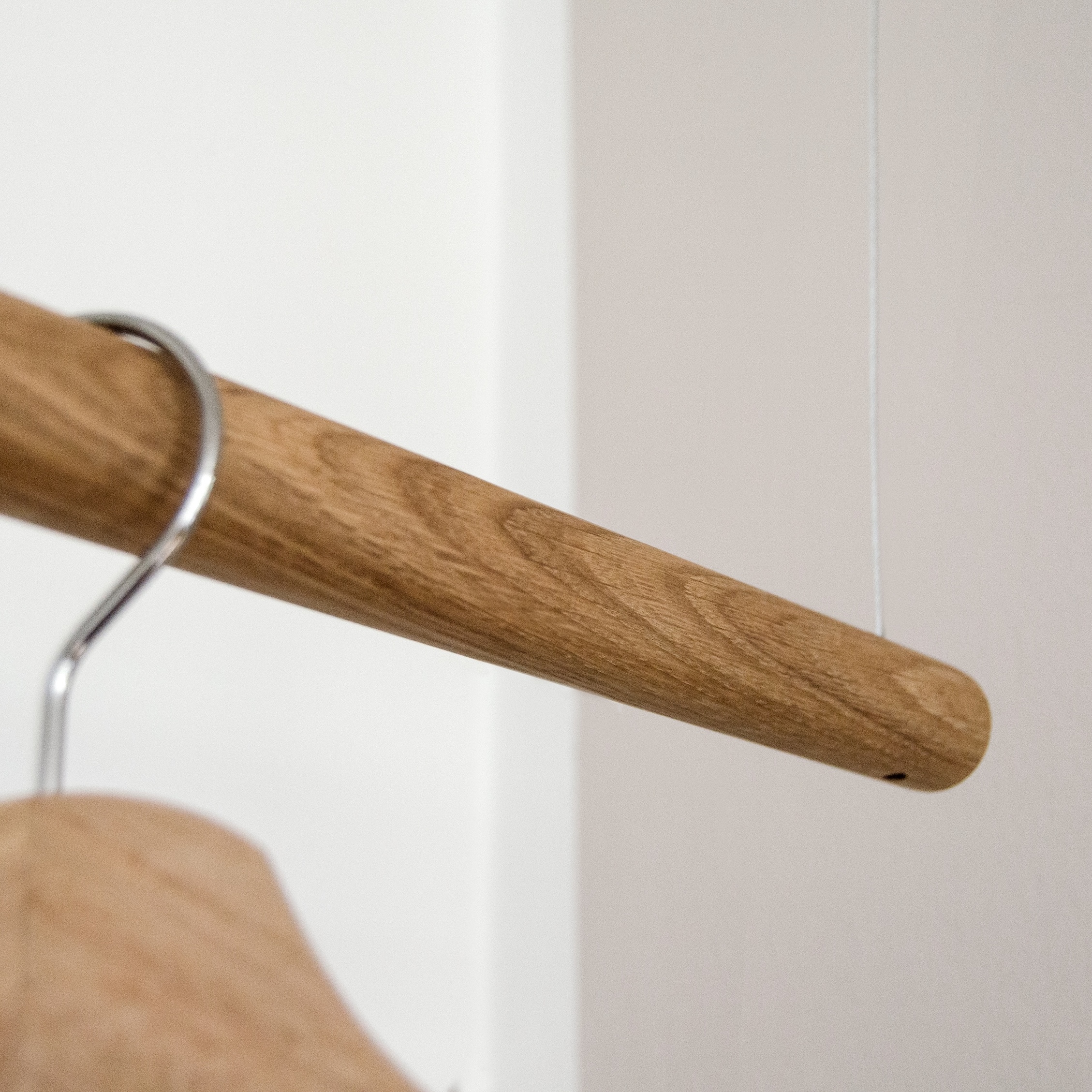 Hängegarderobe Kleiderstange Eiche Massivholz Stahl