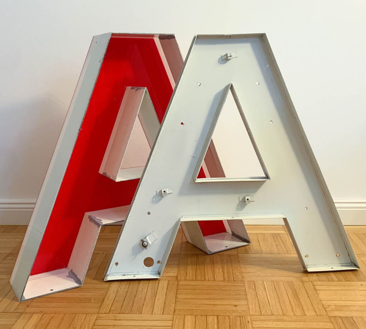 Leuchtbuchstabe A Metall Rot