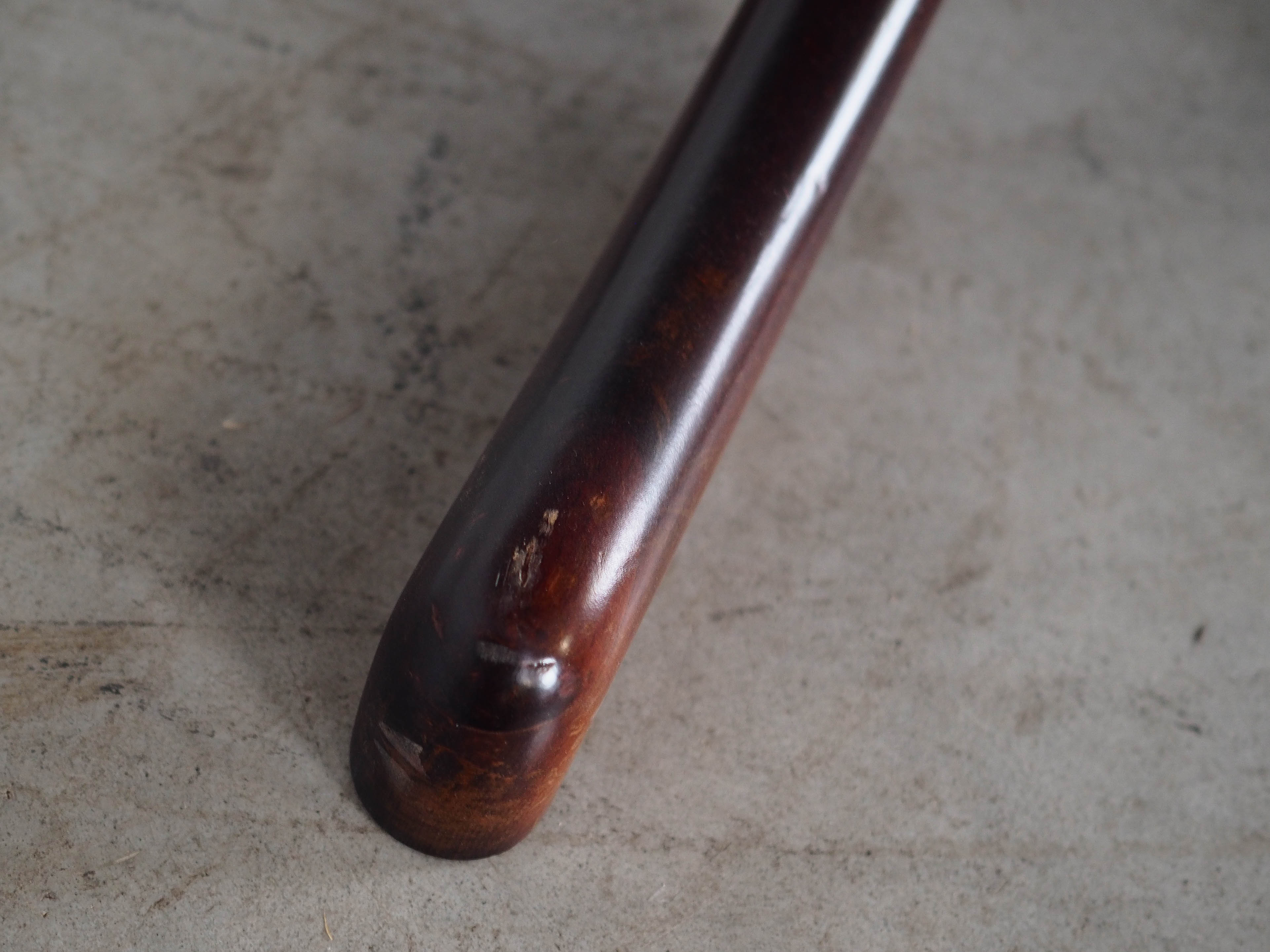 Mahogany table Dark brown 1970s Ø115cm