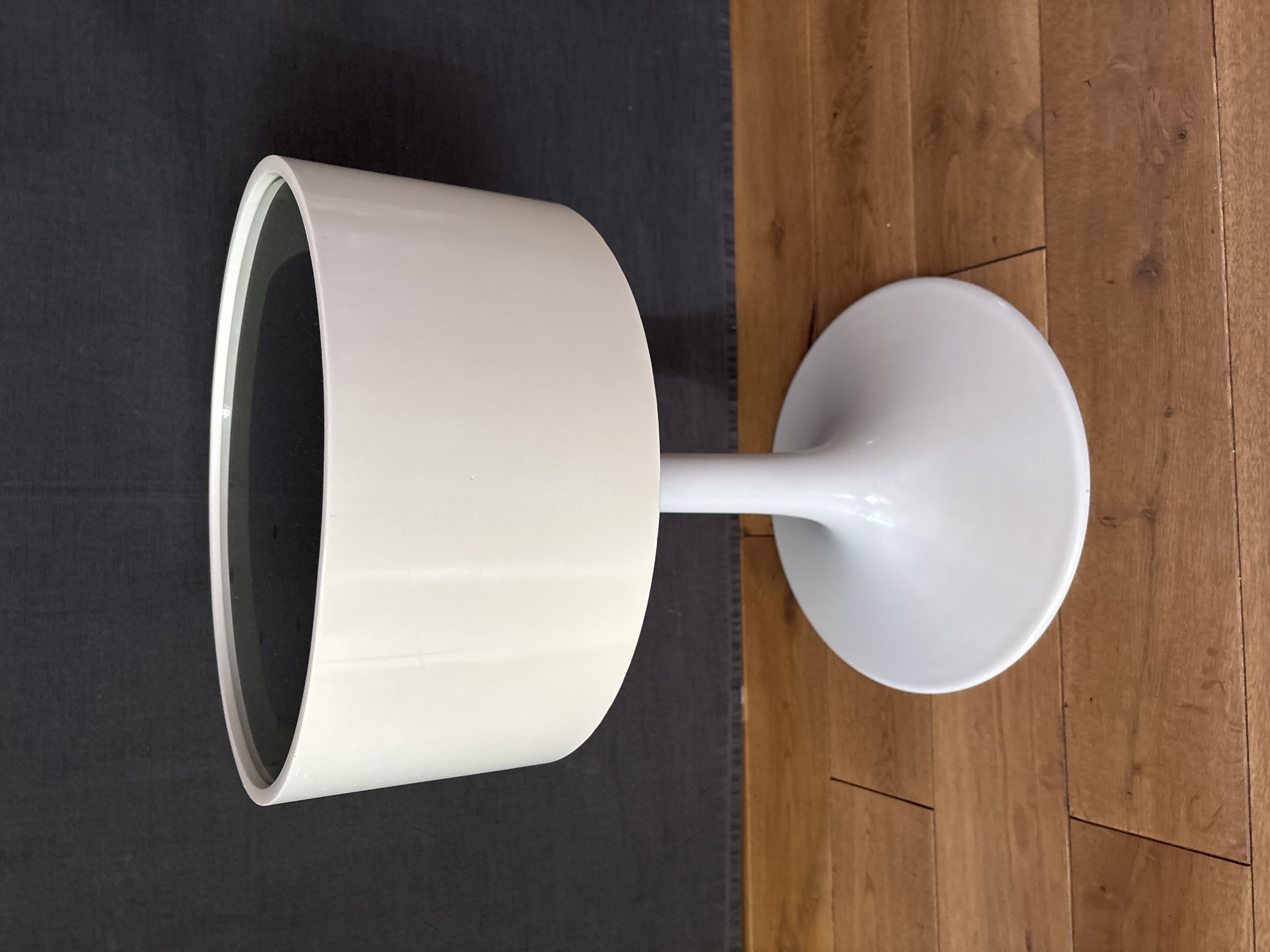 Space Age Luna Beistelltisch 33cm