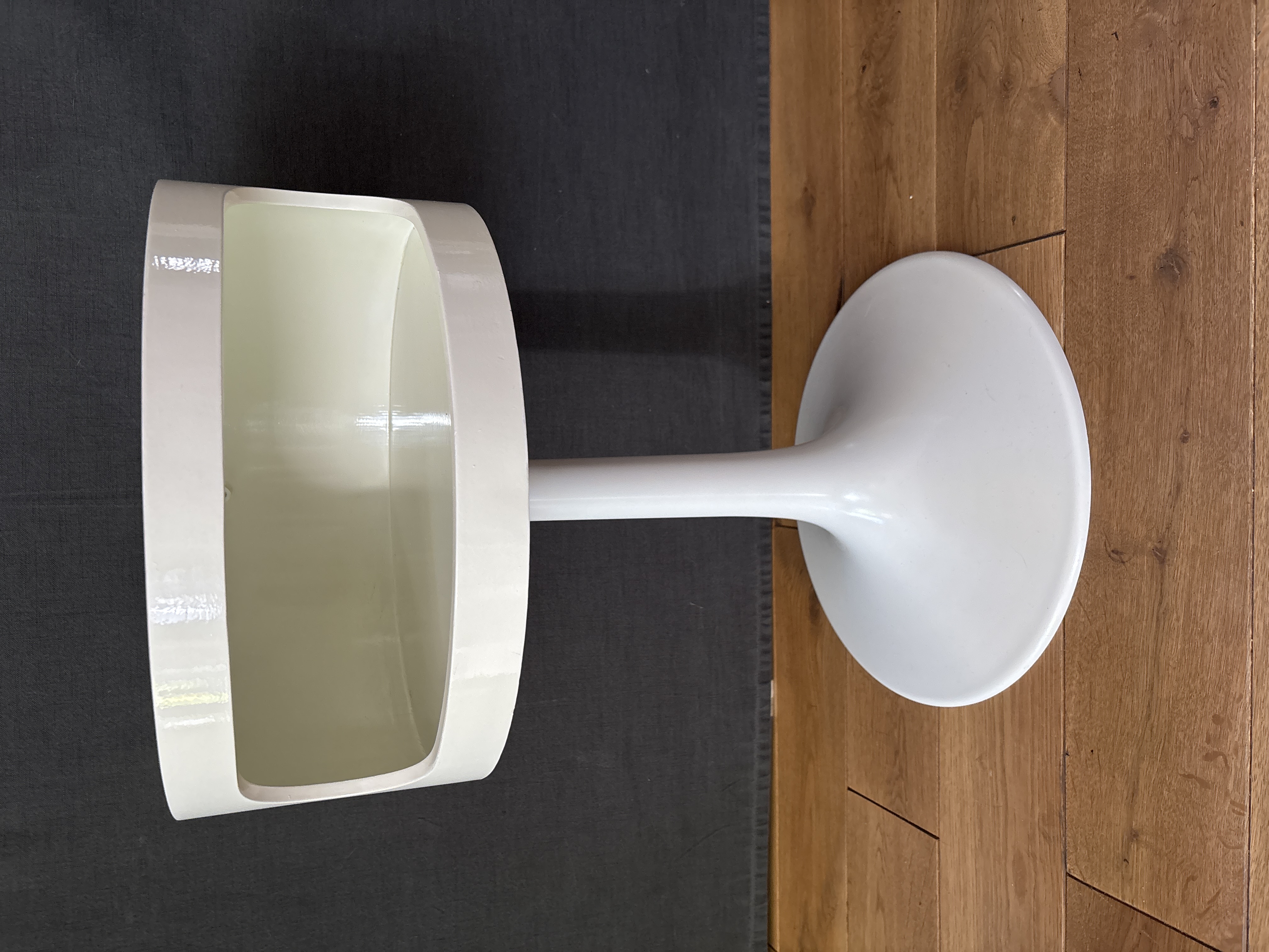 Space Age Luna Beistelltisch 33cm