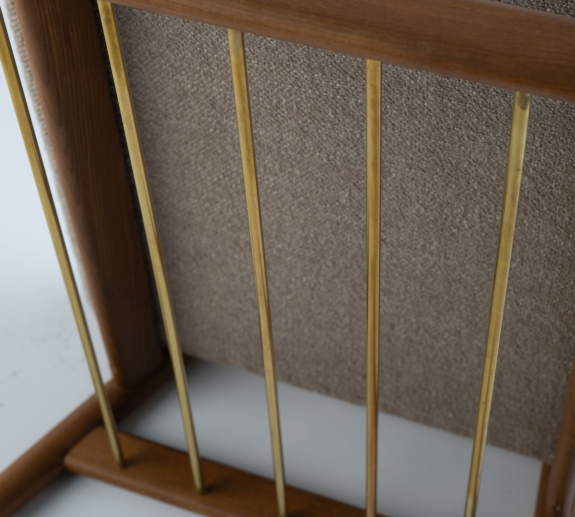 Fox Fußocker Holz Bouclé Beige