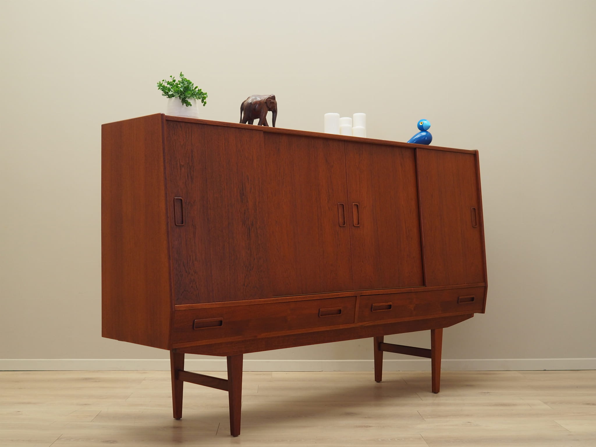 Highboard Teakholz Braun 1960er Jahre