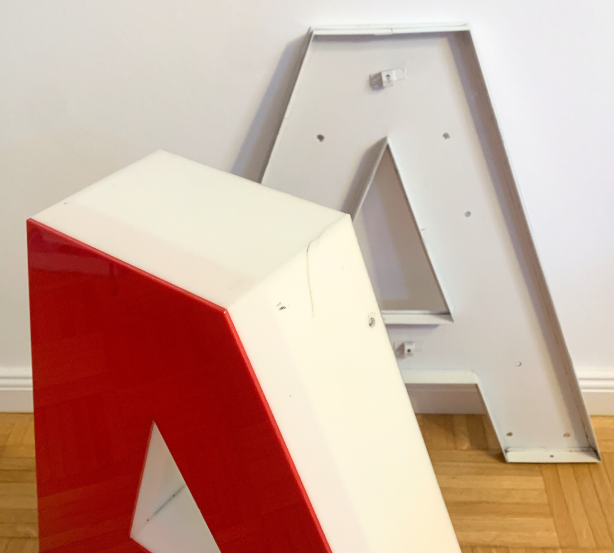 Leuchtbuchstabe A Metall Rot