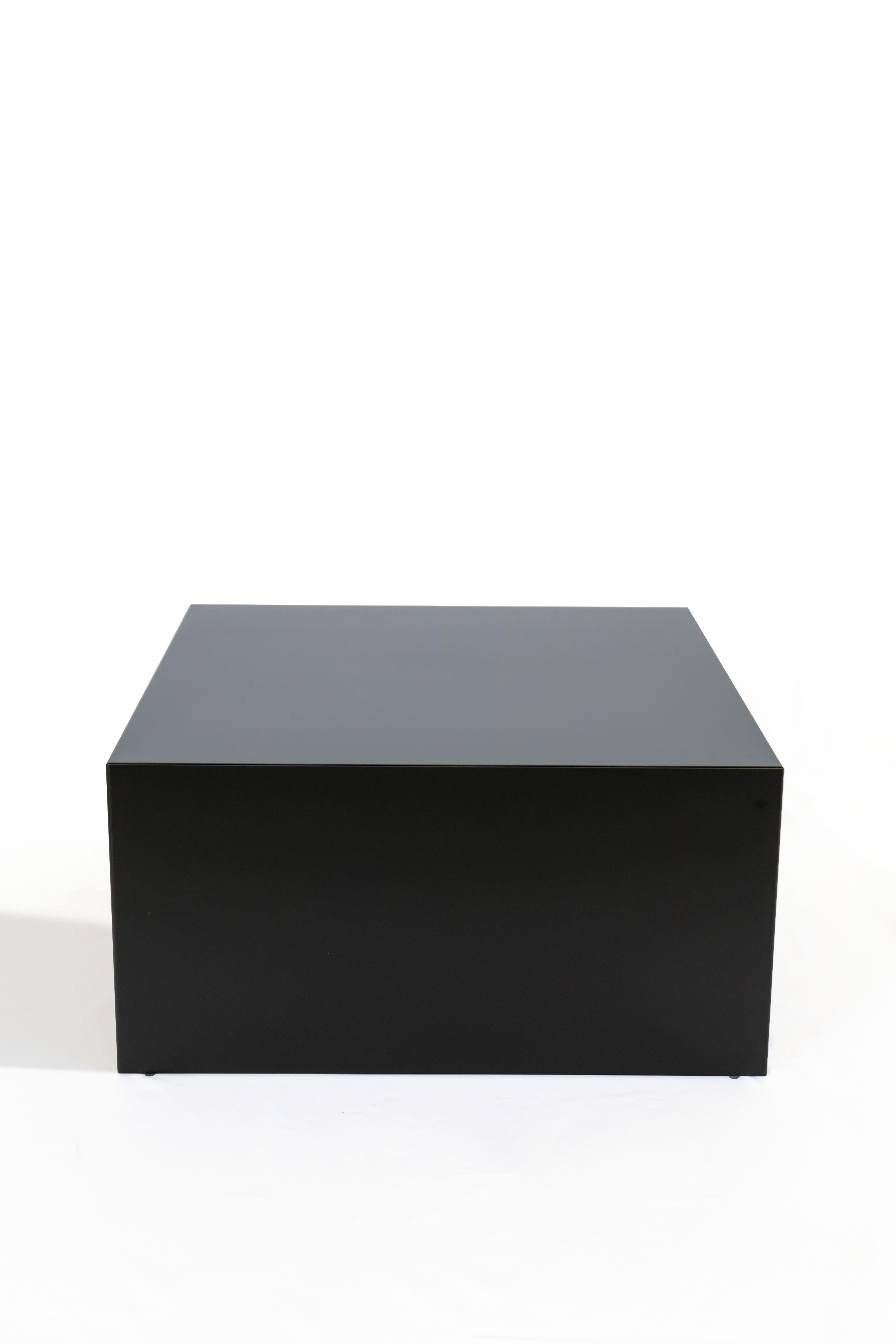 Sing70 Side table wood Black