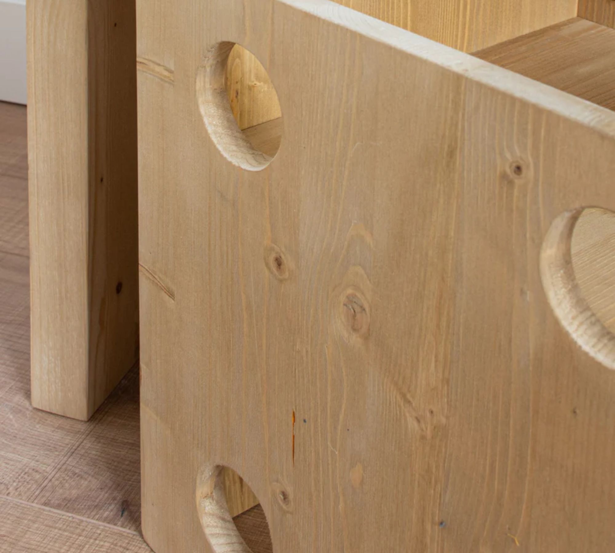 Chay Kinderstuhl Holz Sand