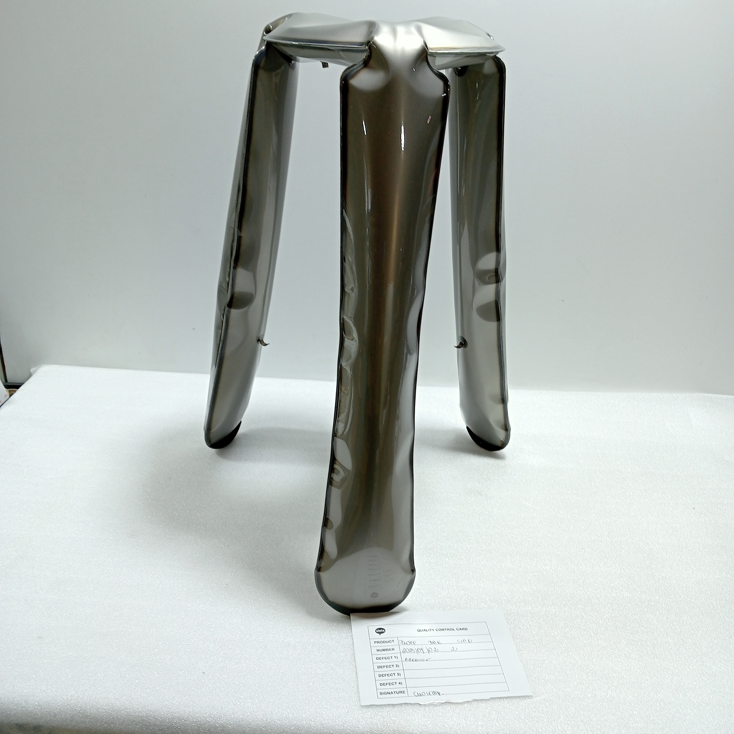 Plopp Bar stool steel raw lacquered