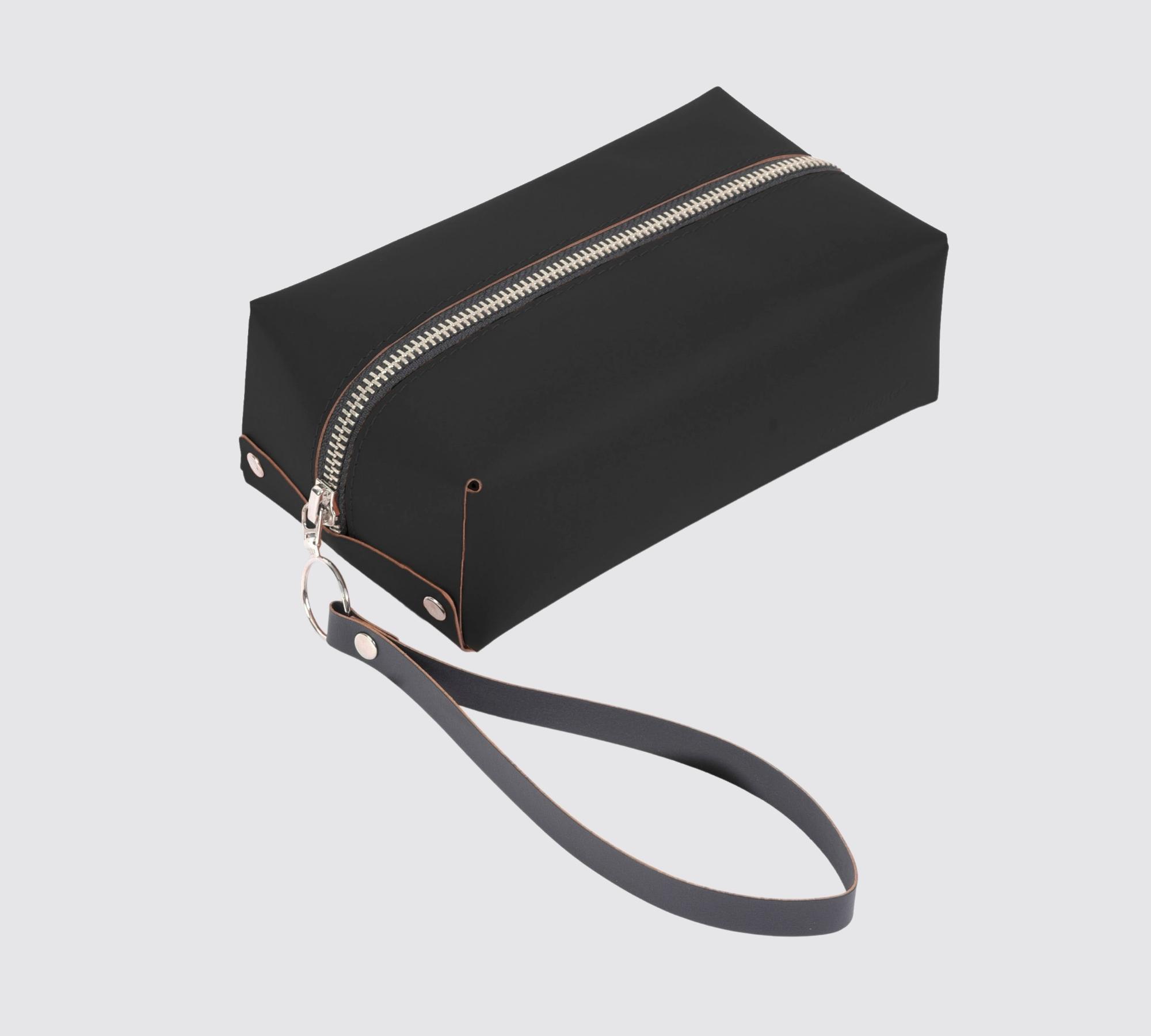 Urban Necessaire Handgefertigt Recyceltes Leder Schwarz