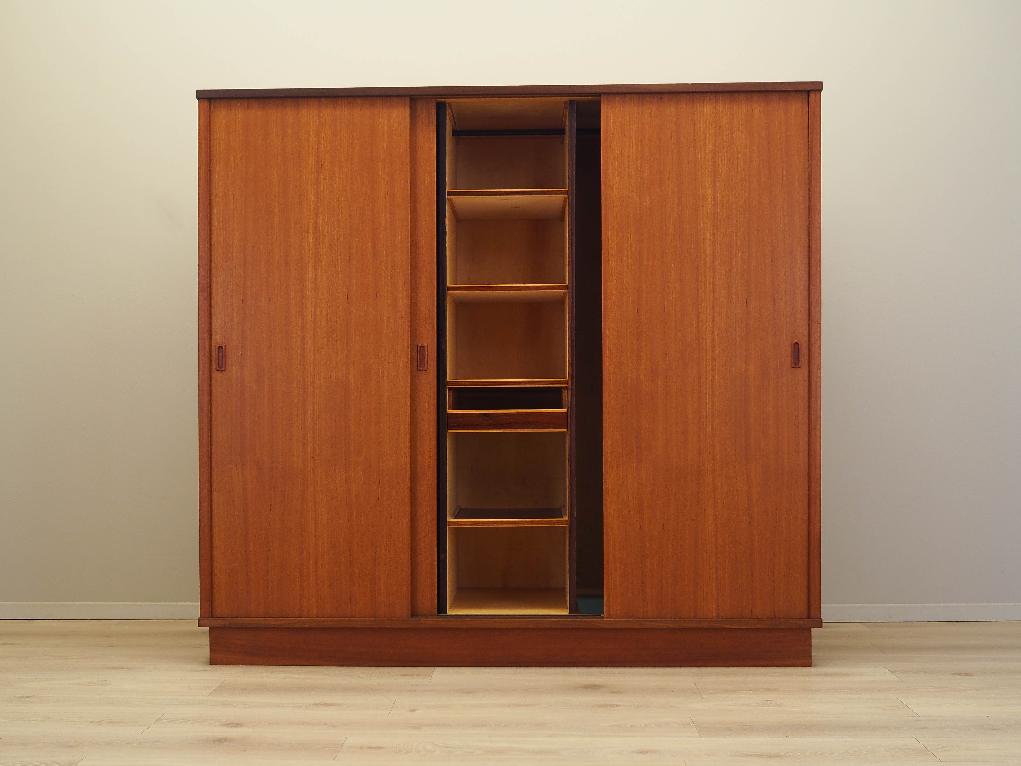 Teak-Schrank Braun 1960er Jahre
