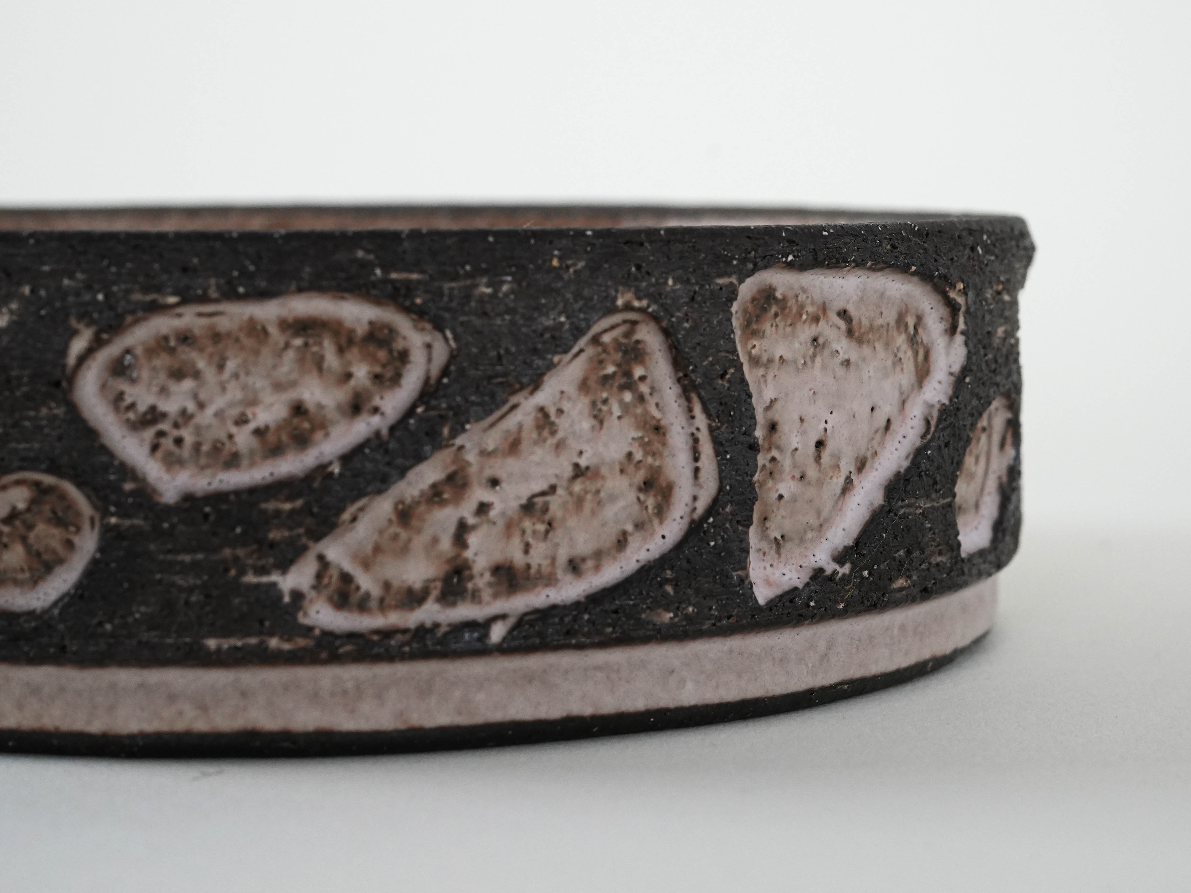 Ceramic bowl natural