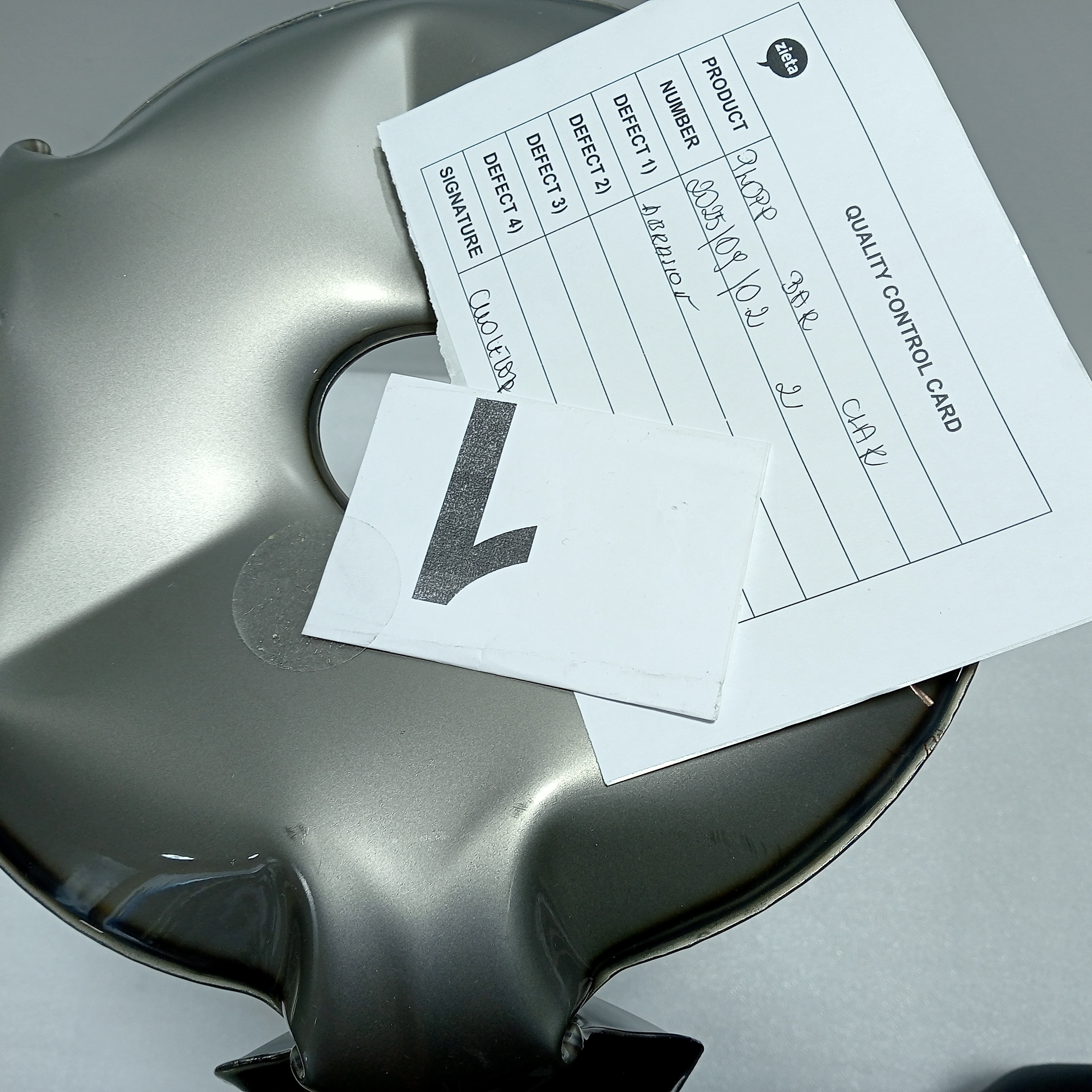 Plopp Barhocker Stahl Roh Lackiert