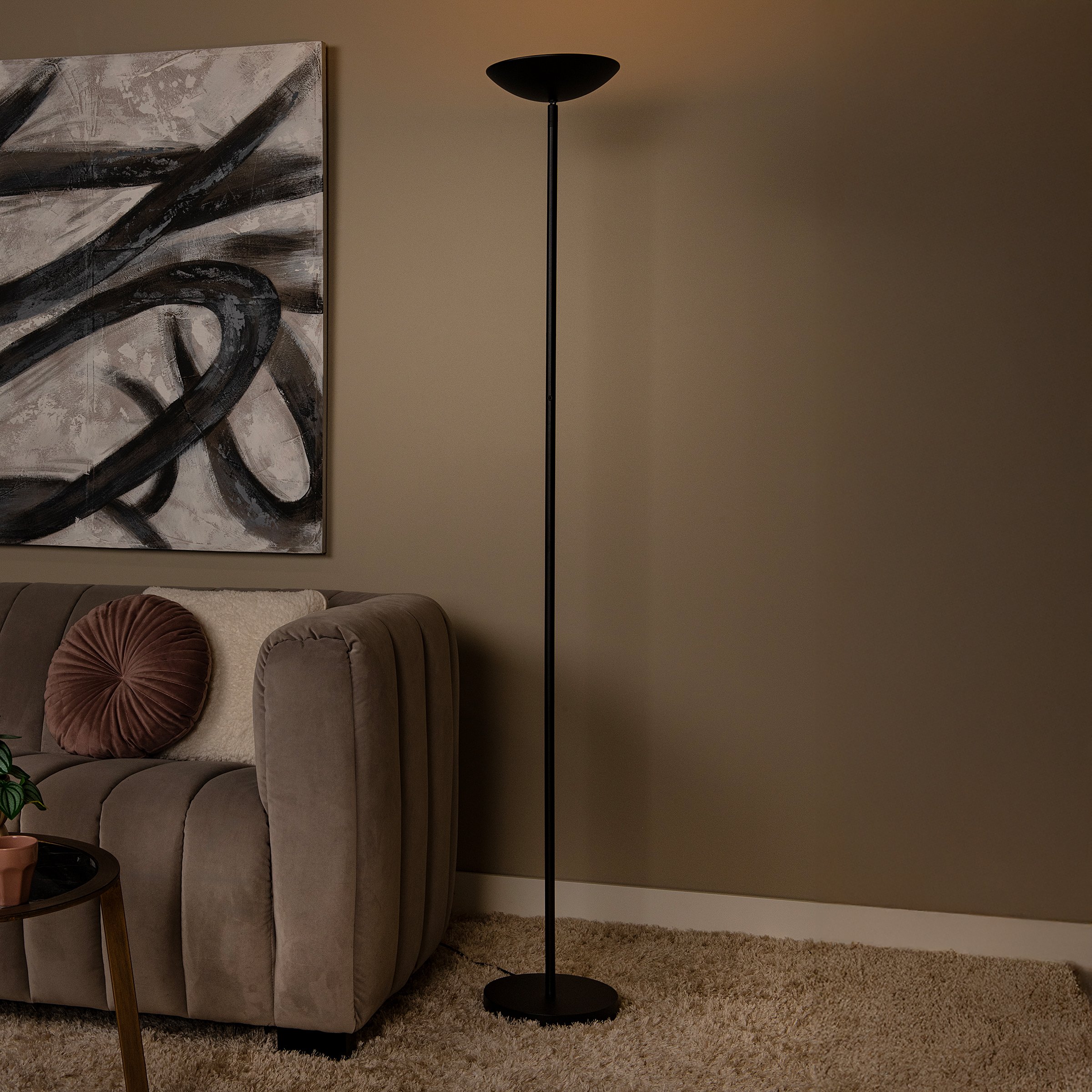 Zenith Typ B LED-Stehleuchte Eisen Schwarz