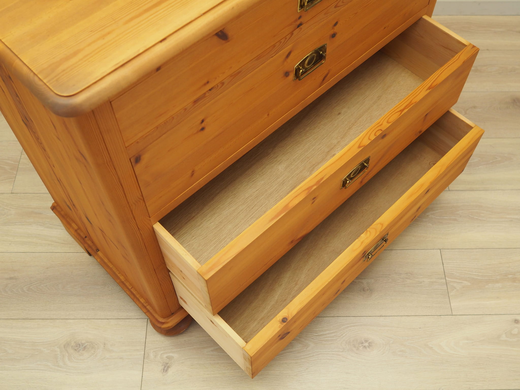 Chest of drawers Pine wood 2000s