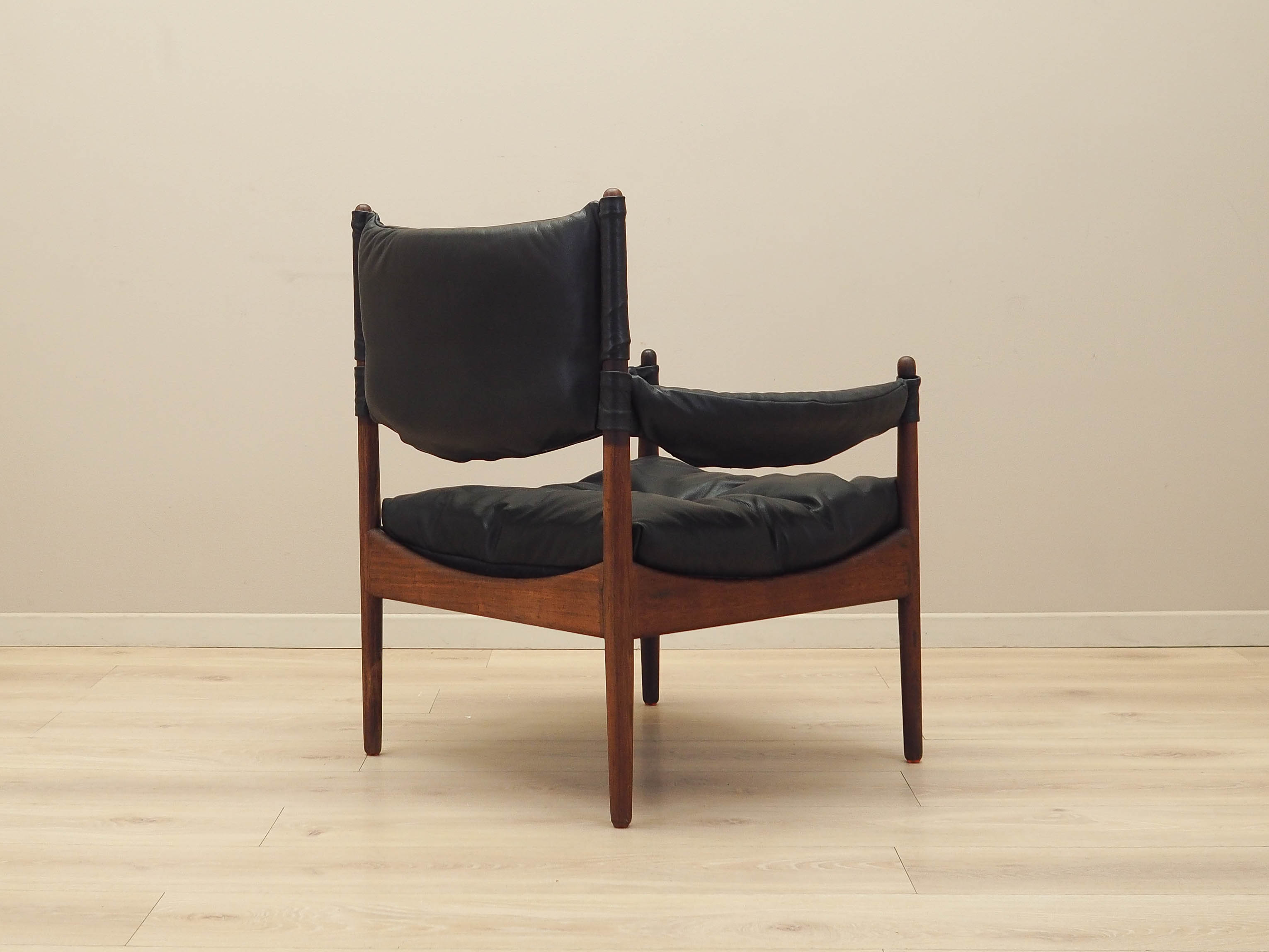 Modus Armchair Wood Leather Black 1960s