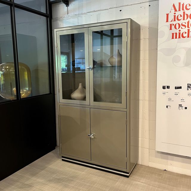 Classic Line Vitrinenschrank SB 424-4 Stahl Perlbeige