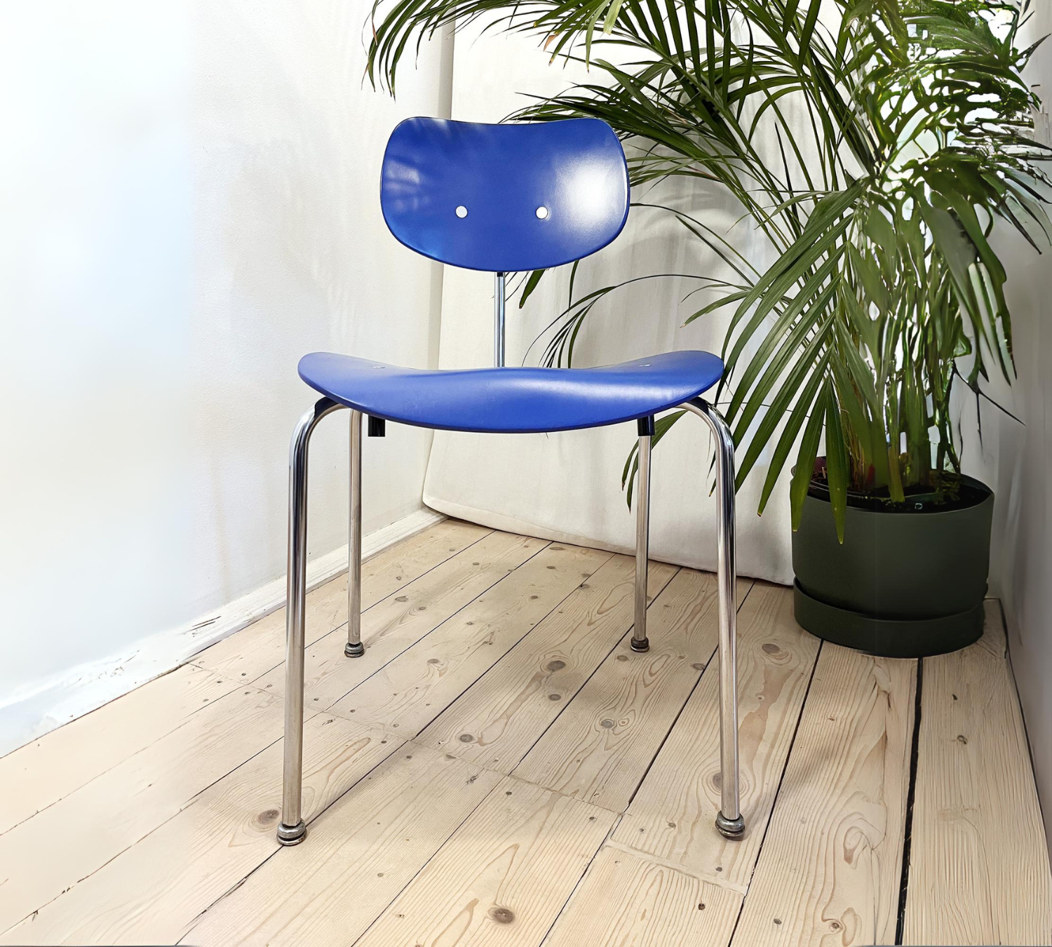 Wilde&Spieth Eiermann SE 68 Stuhl Holz Blau