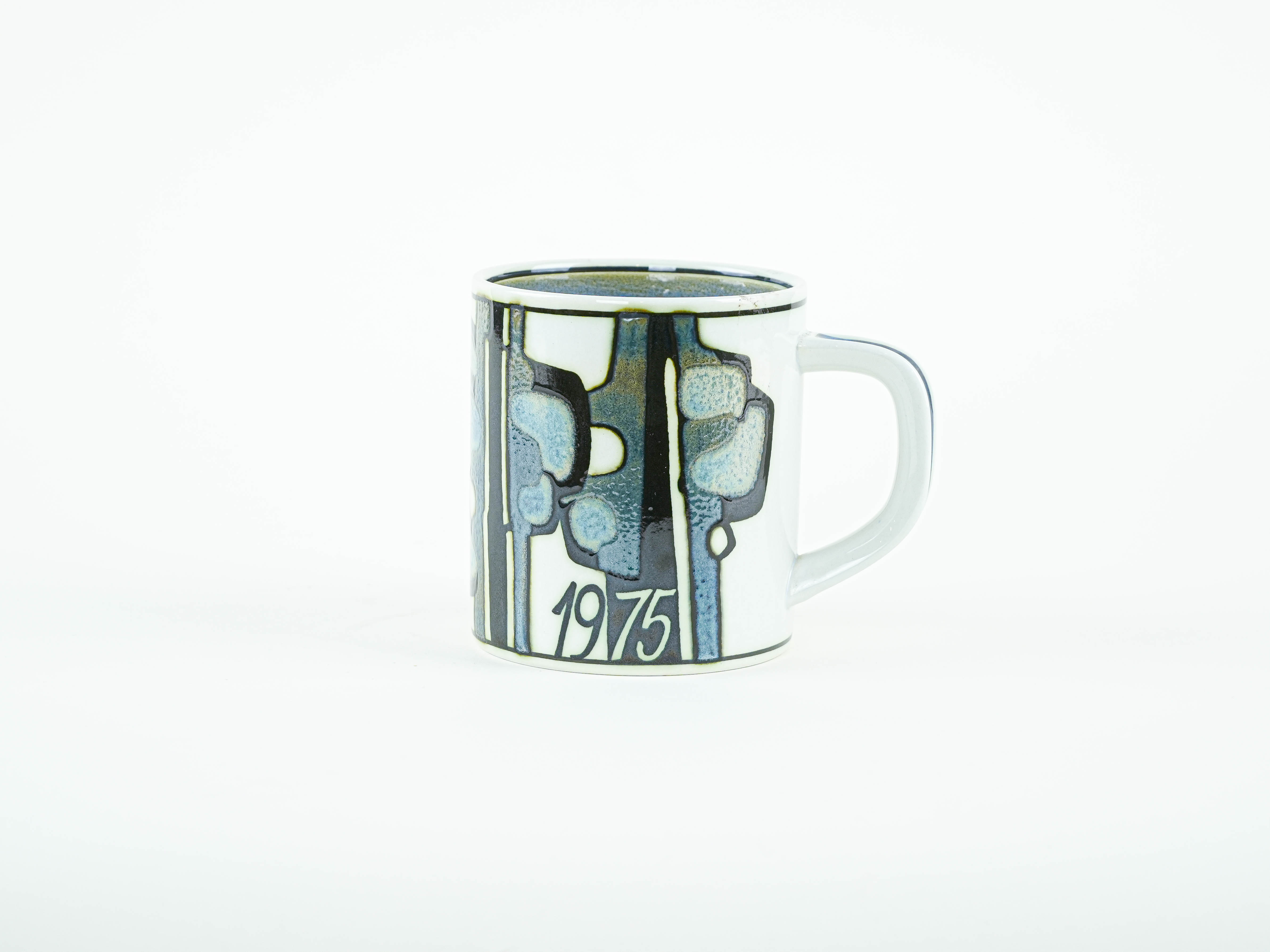 Ceramic cup 1970s Bodil Buch Royal Copenhagen