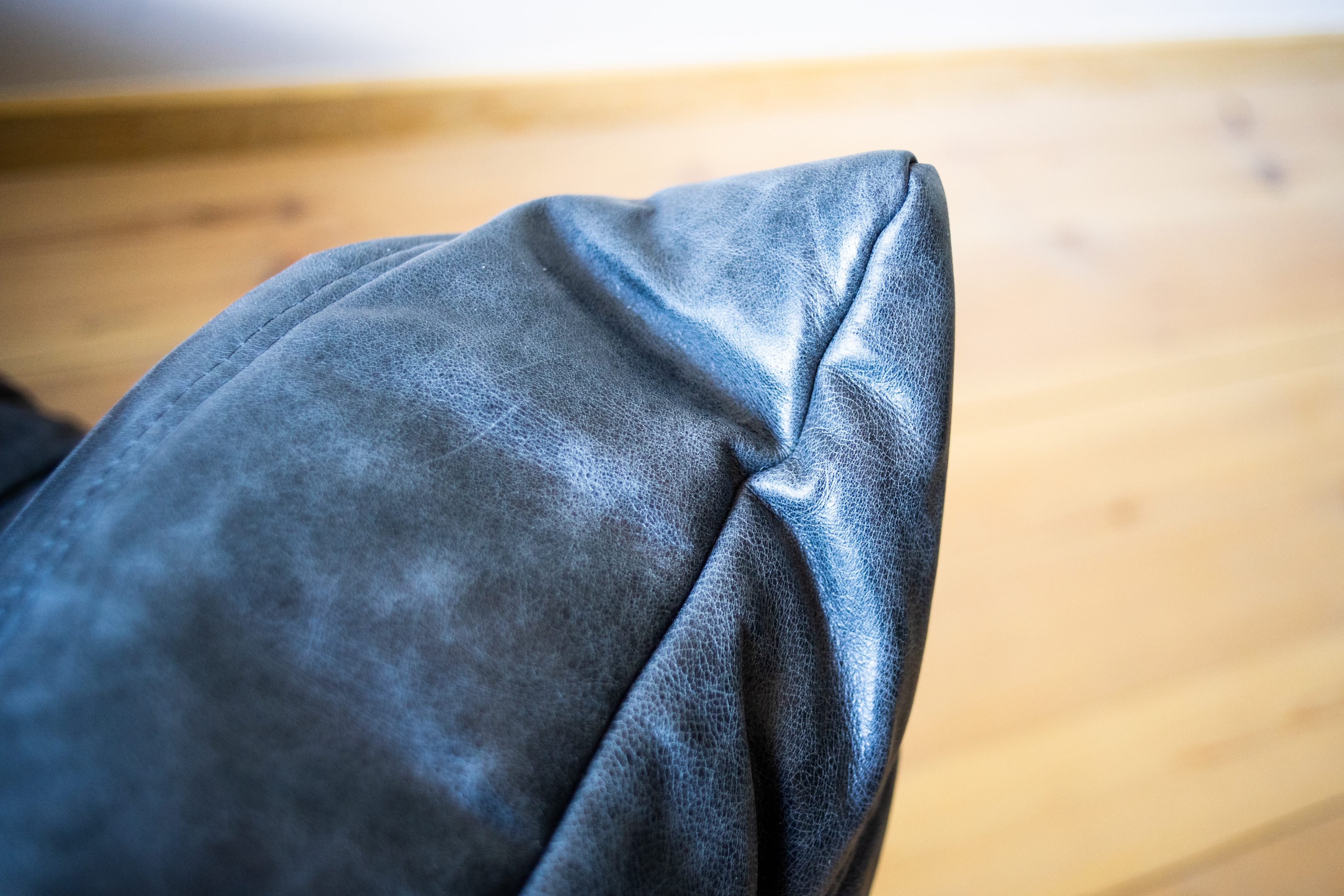 Togo Divano angolare Pelle pull-up Nero