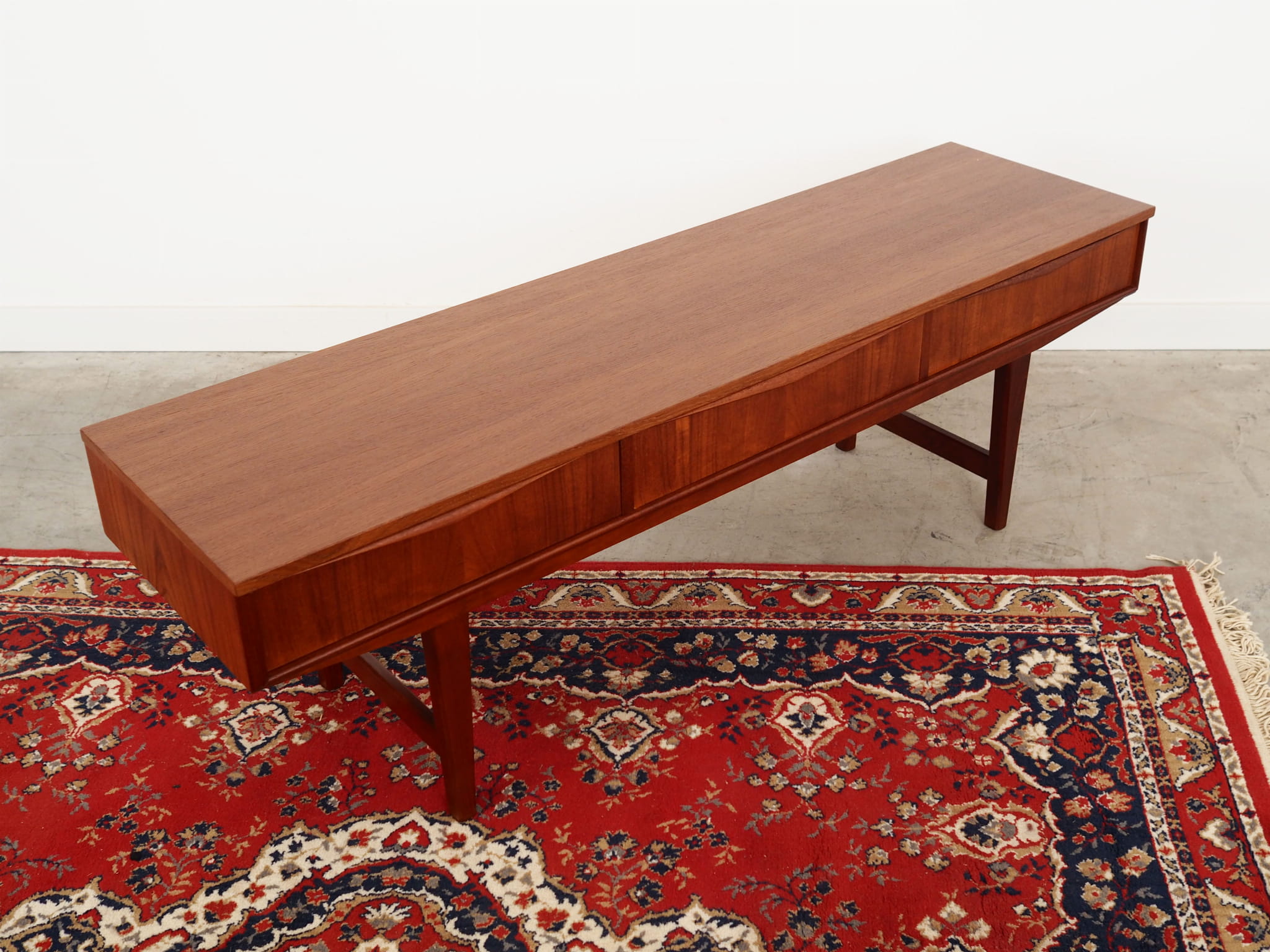 Lowboard Teakholz 1970er Jahre