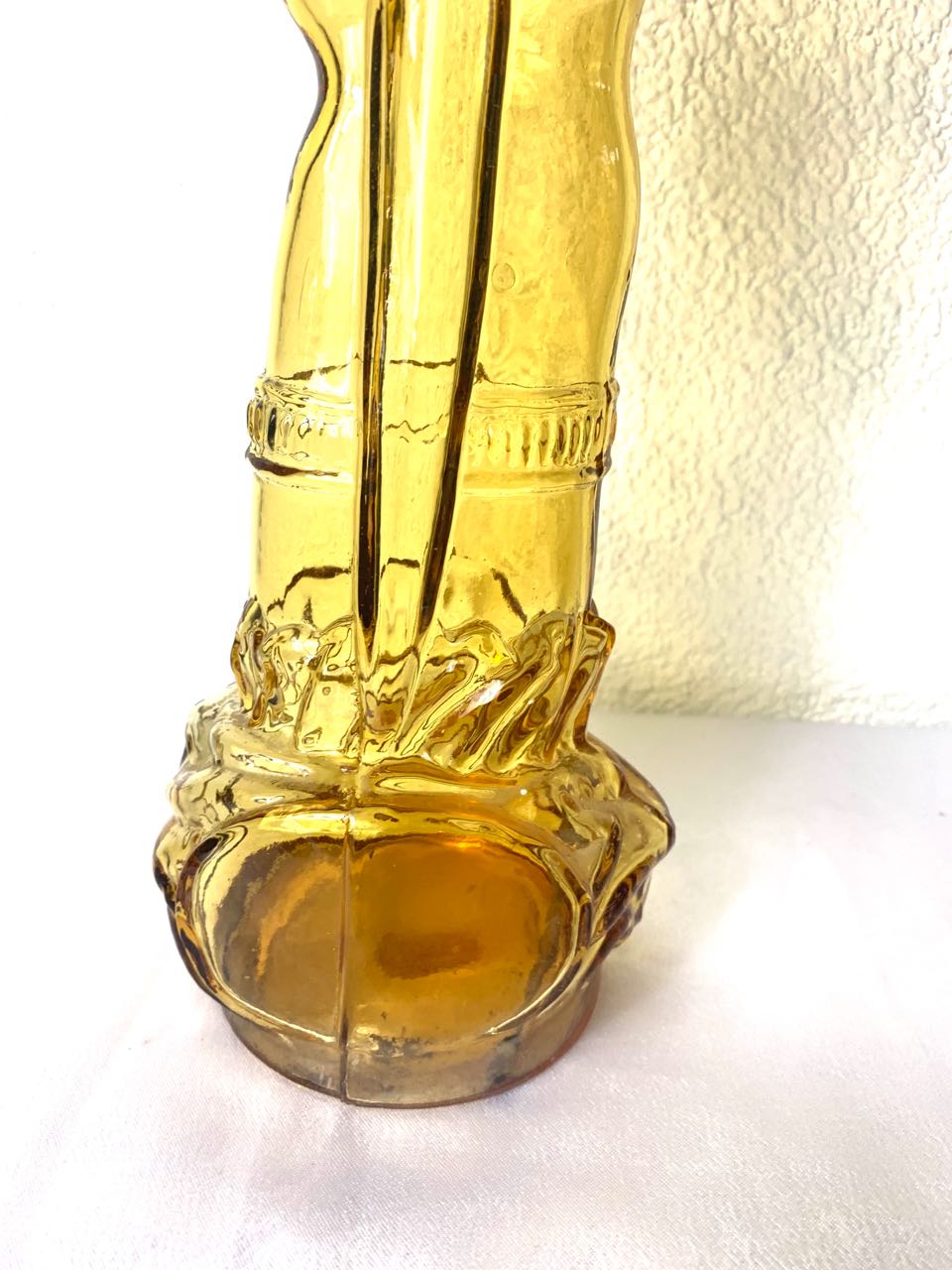 Vase 1950er Jahre Pressglas Gelb