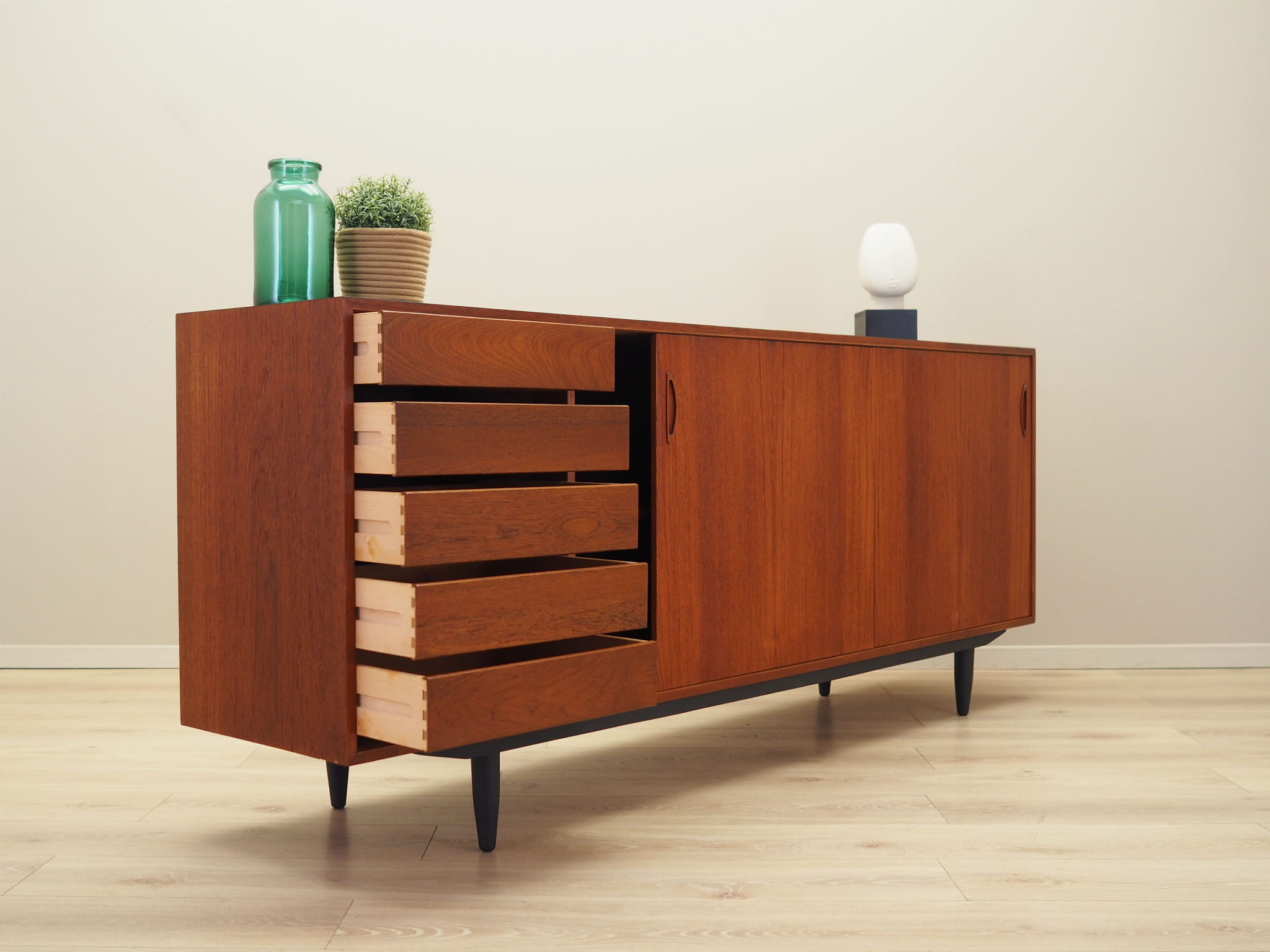 Vintage Sideboard Teakholz Braun 1970er Jahre