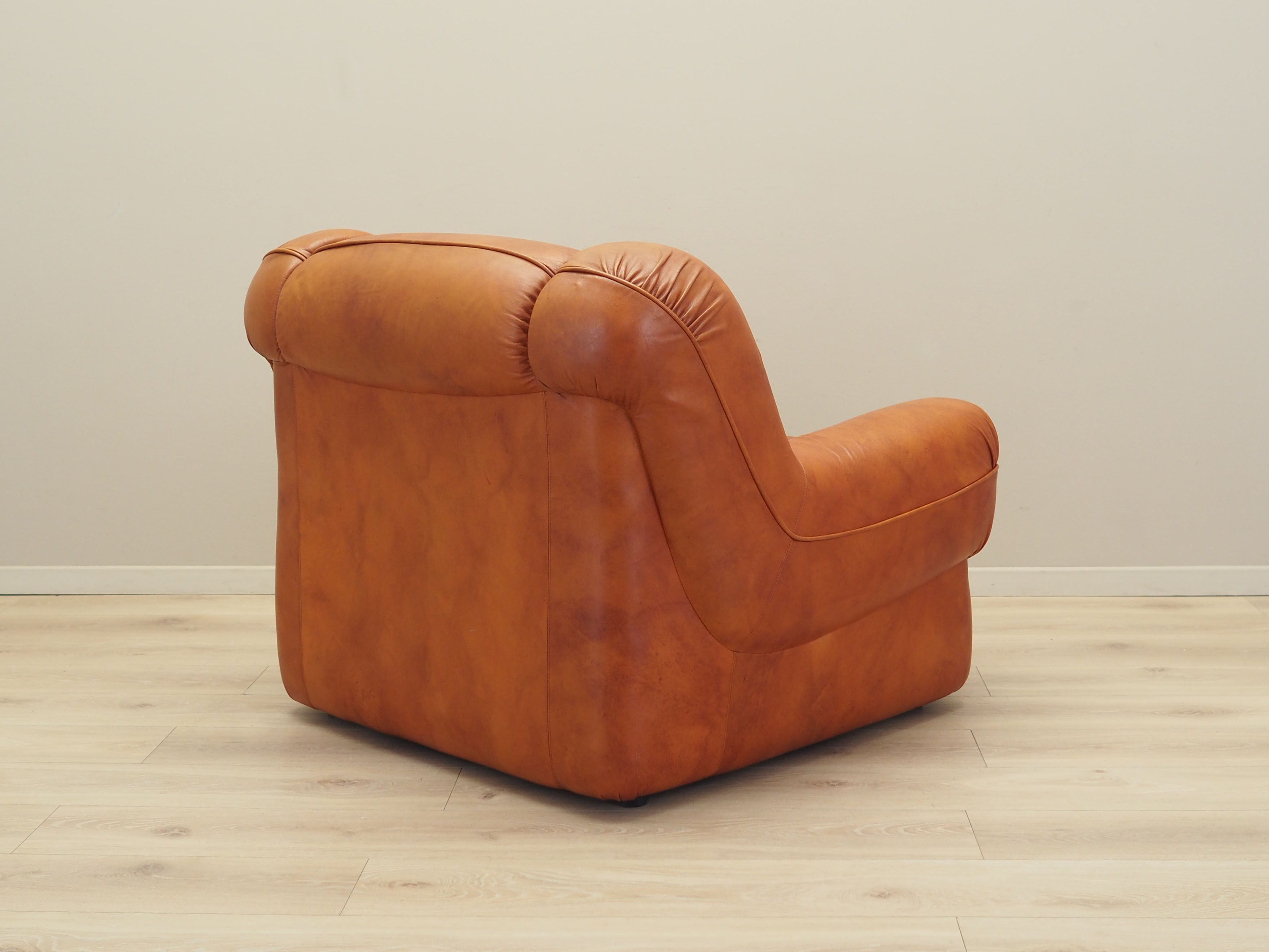 Poltrona in pelle marrone anni '70