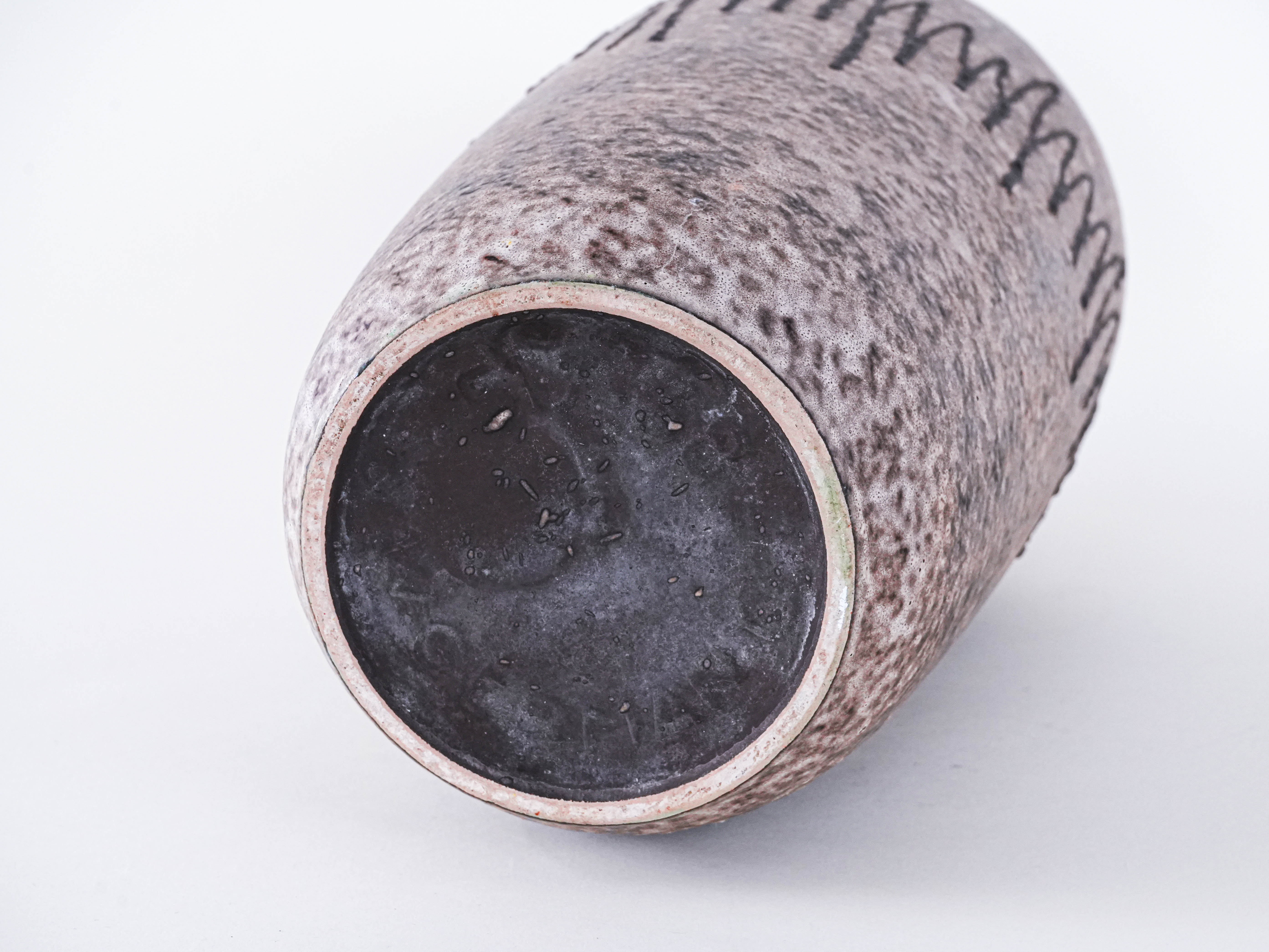 Ceramic vase Brown