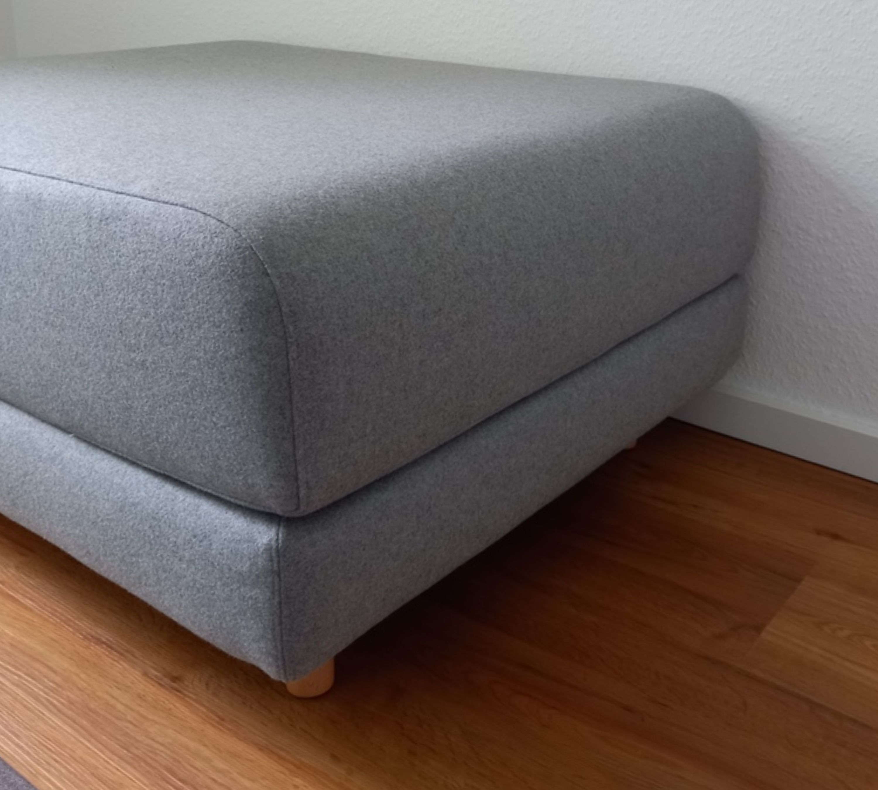 Hocker mit Schlaffunktion Wolle Holz Grau