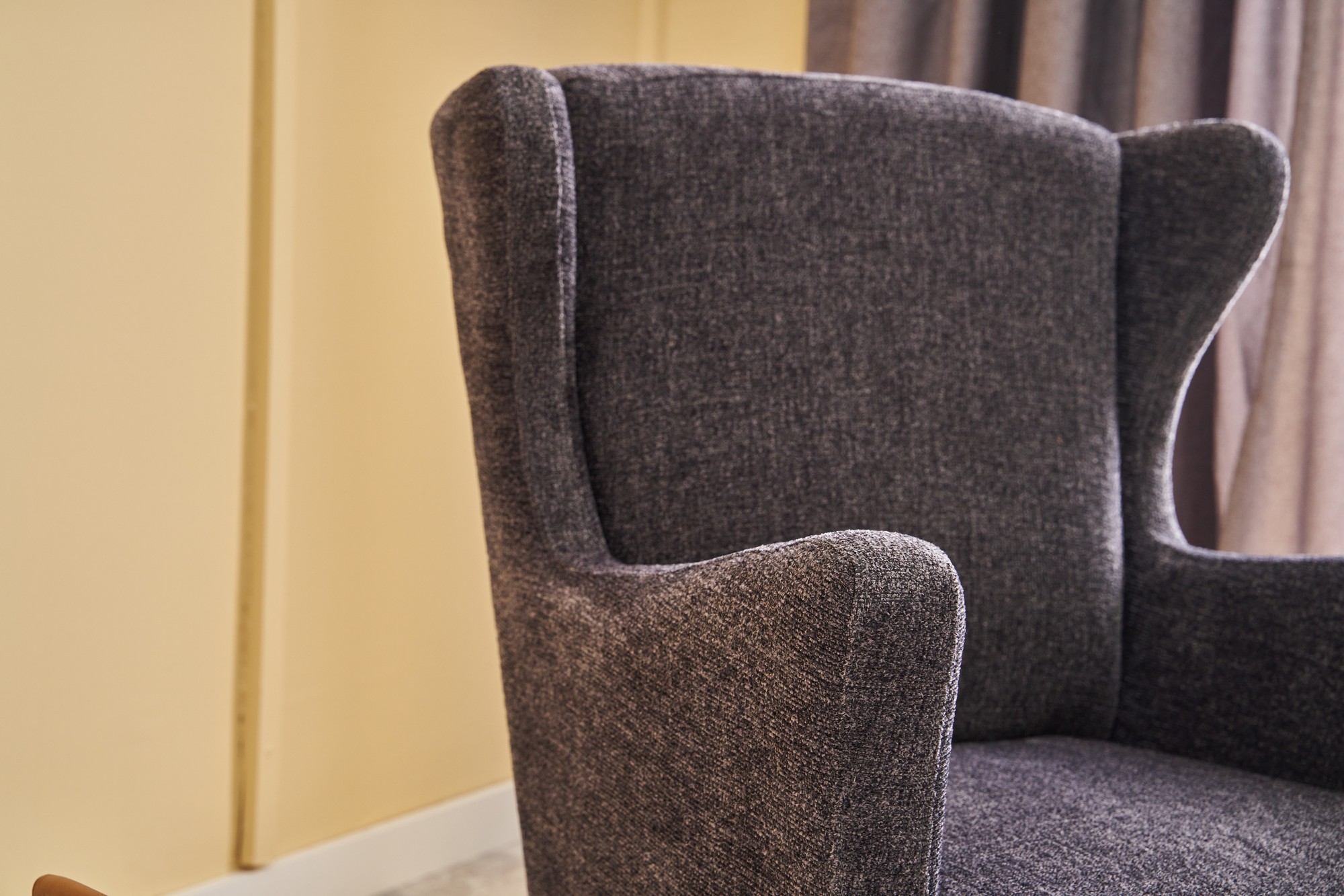 Lola Prestij Sessel Anthrazit